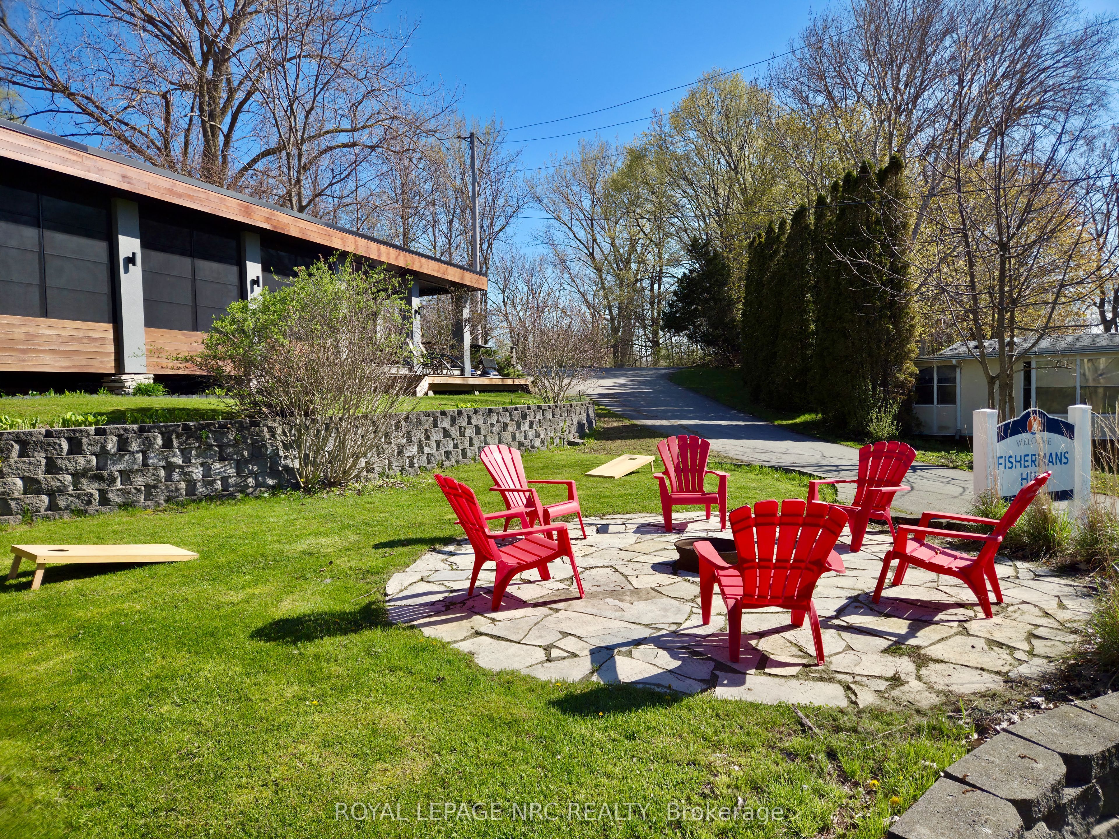 10 Hillside Property Photo 3