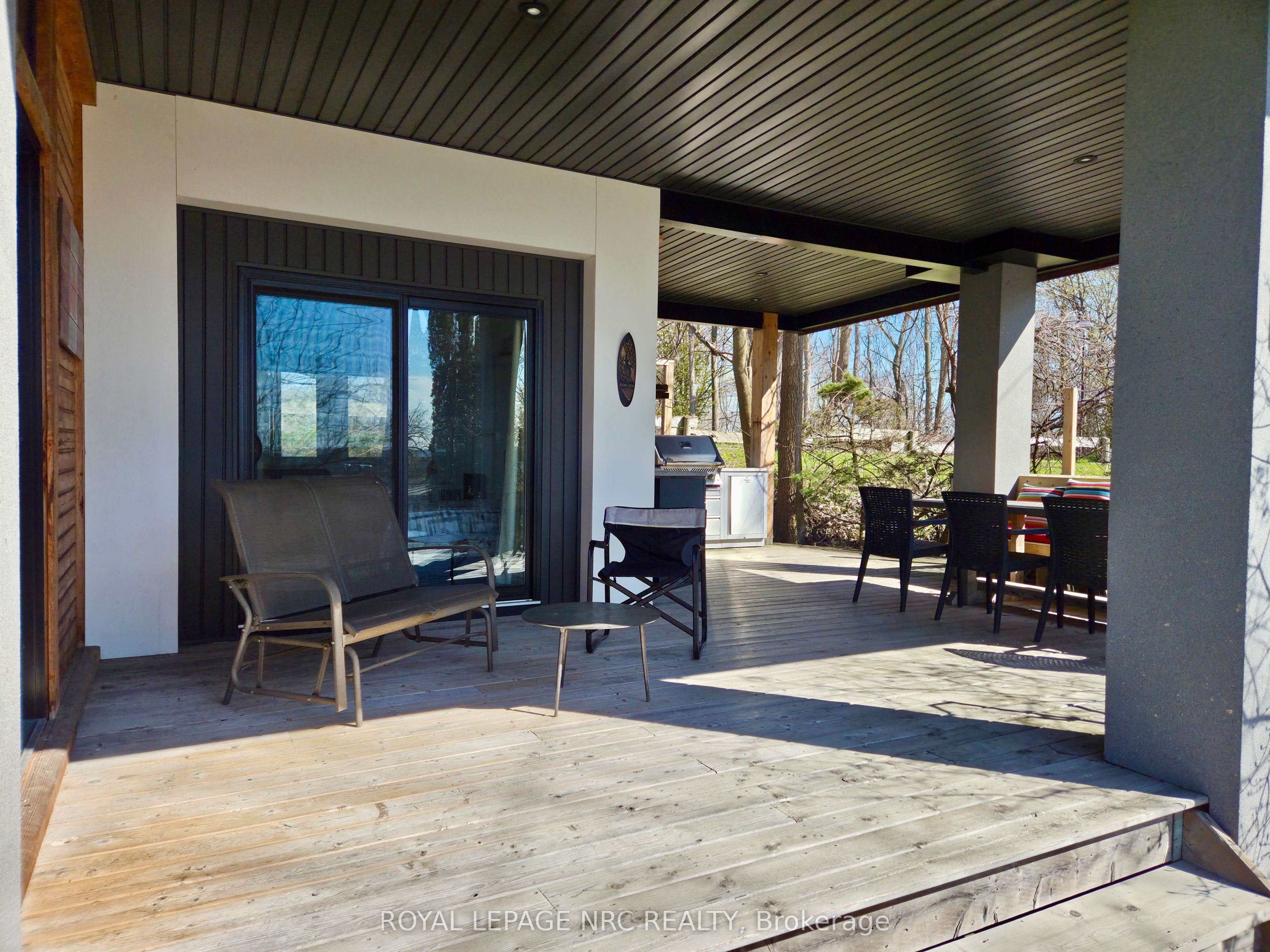 10 Hillside Property Photo 4