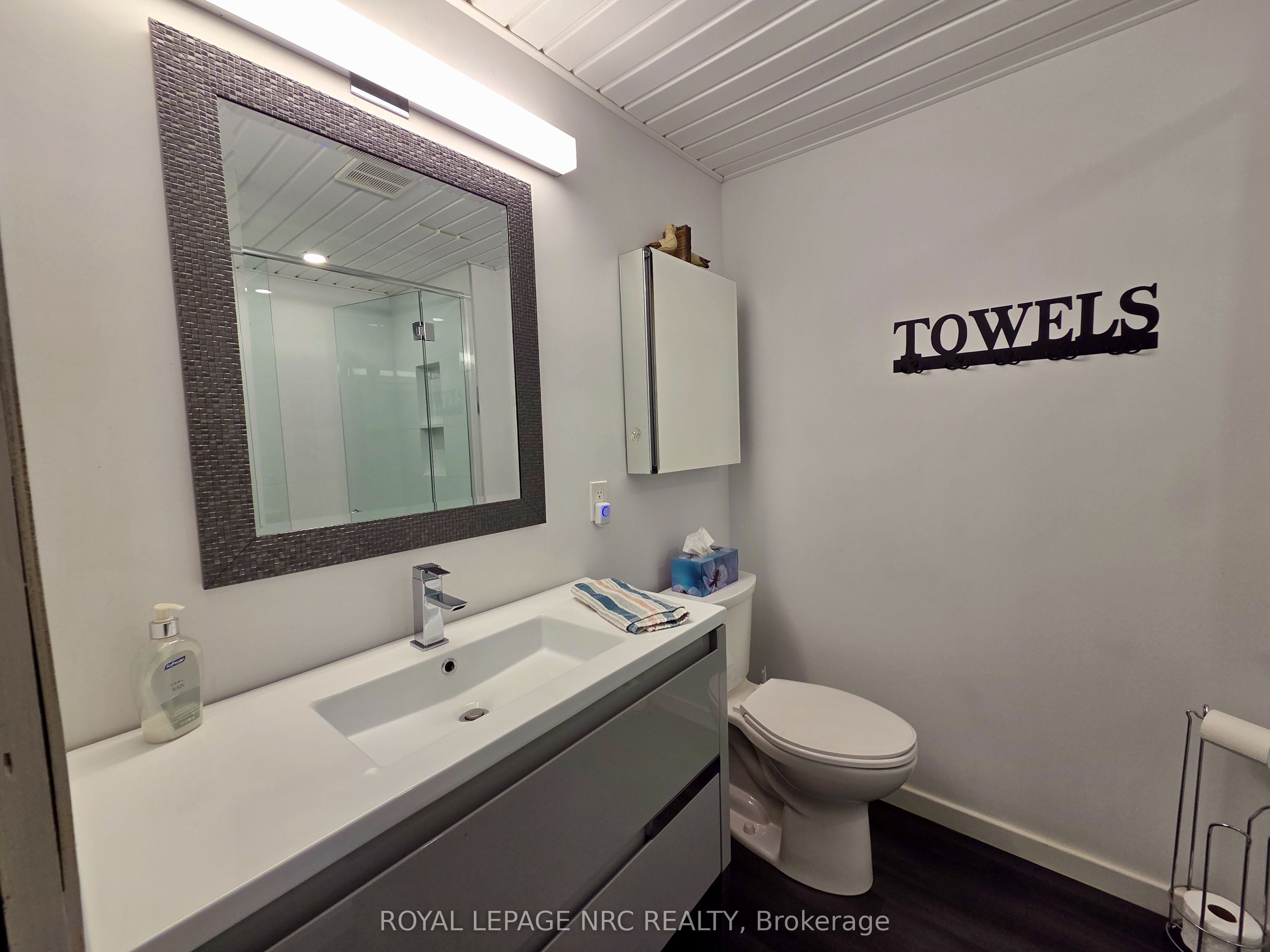 10 Hillside Property Photo 19