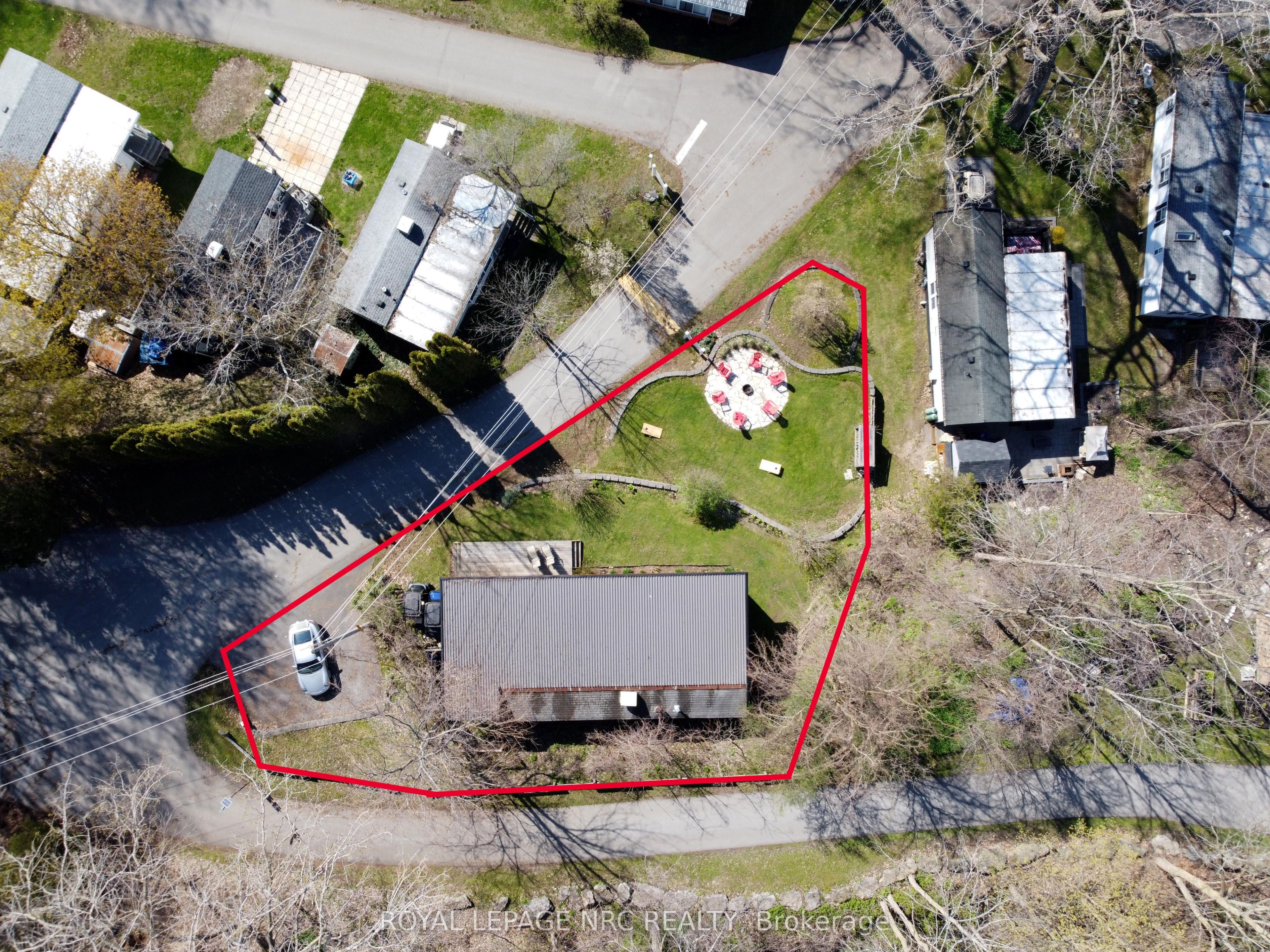 10 Hillside Property Photo 23