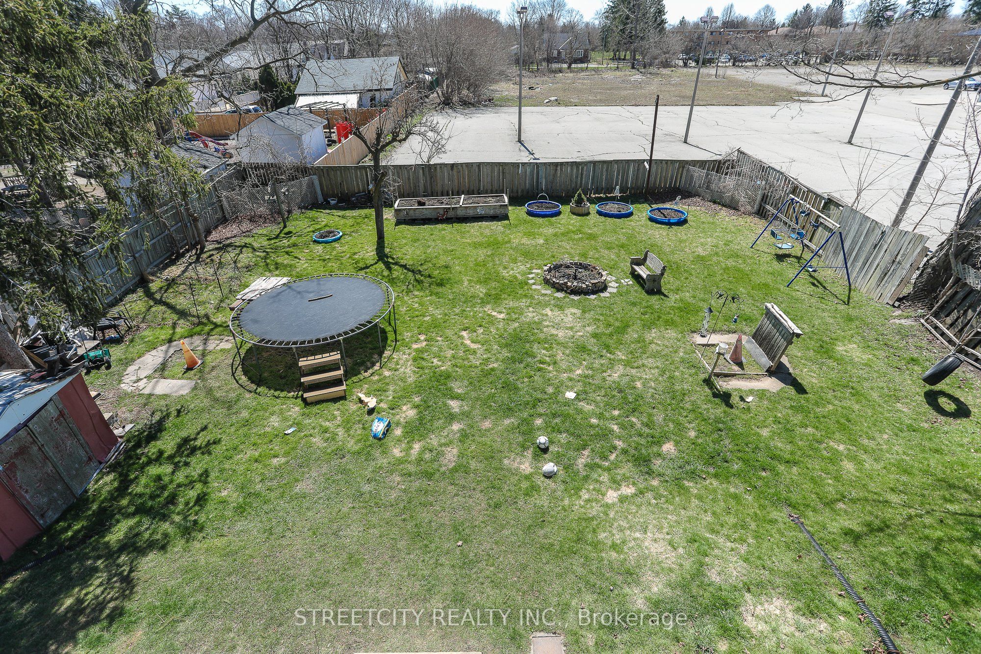 1843 Dundas Street Property Photo 20