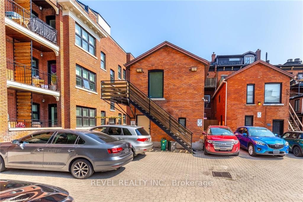 21 Bold St Property Photo 19