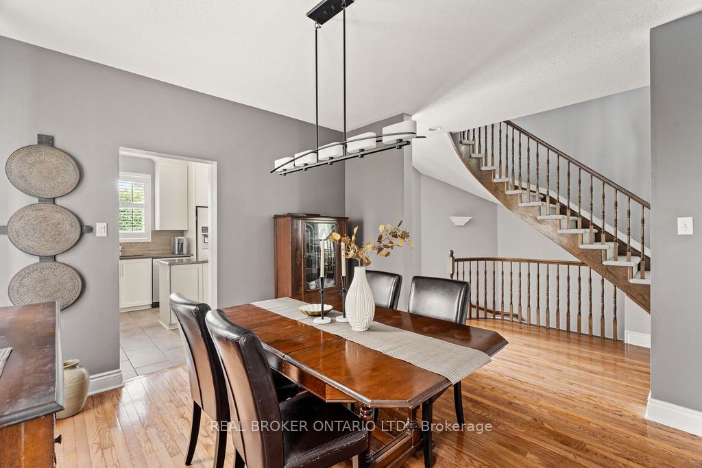1957 Montclair Avenue Property Photo 7