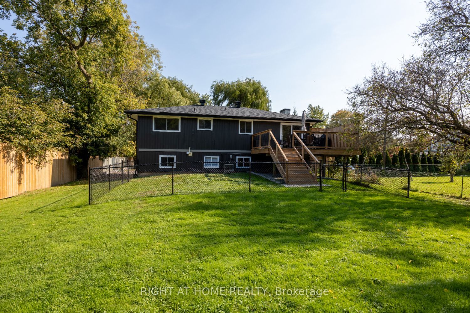 420 Parkhill Road Property Photo 8