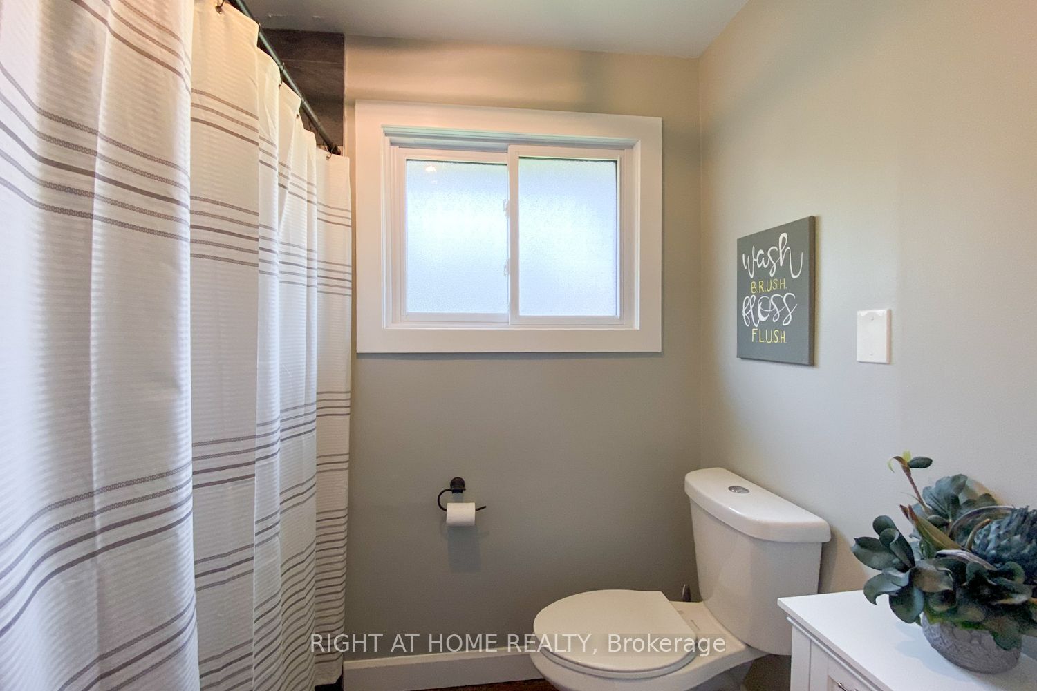 420 Parkhill Road Property Photo 28
