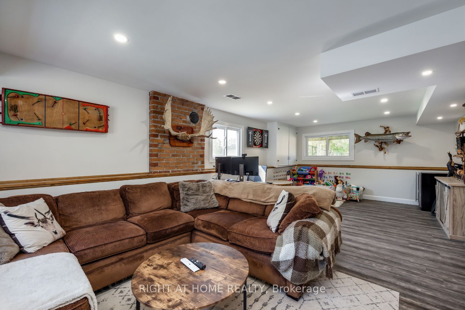 420 Parkhill Road Property Photo 31