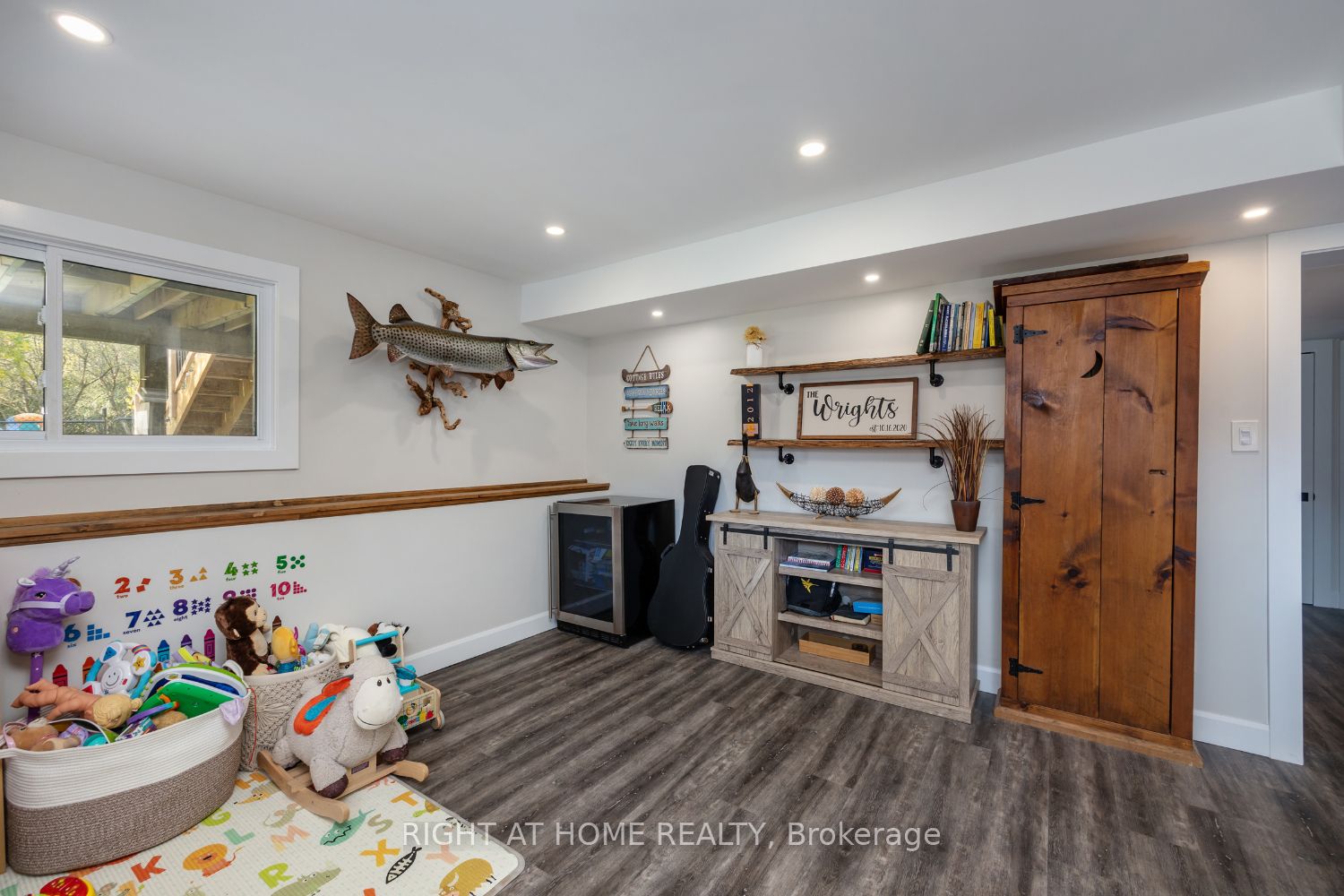 420 Parkhill Road Property Photo 34