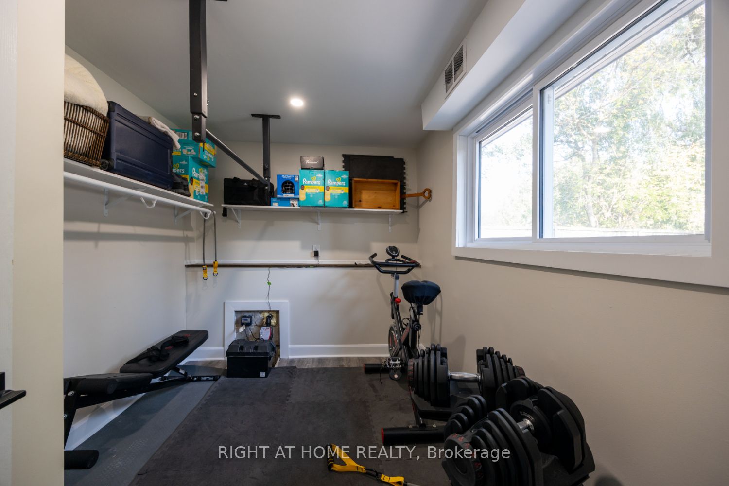 420 Parkhill Road Property Photo 36