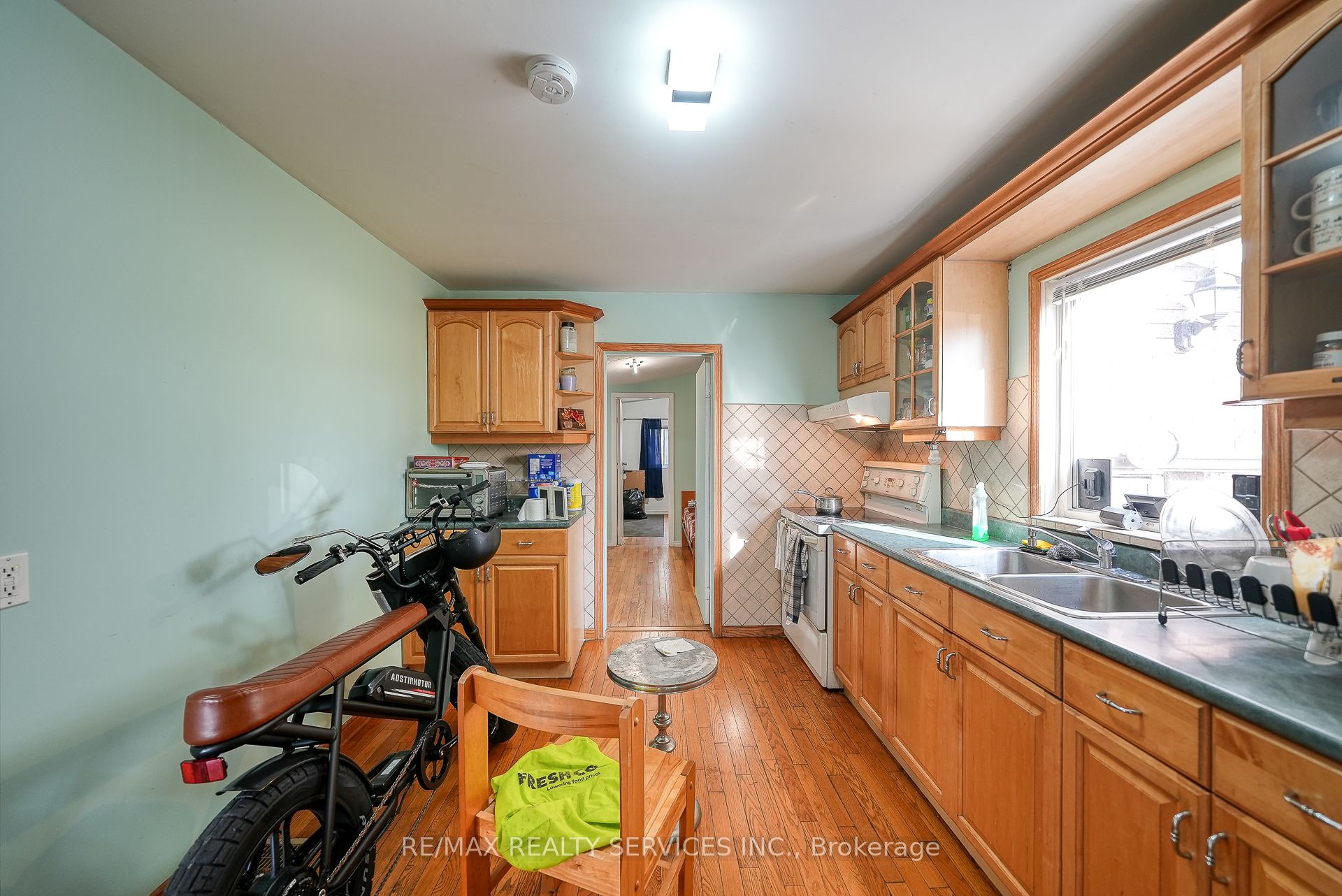 24 Norlan Avenue Property Photo 12