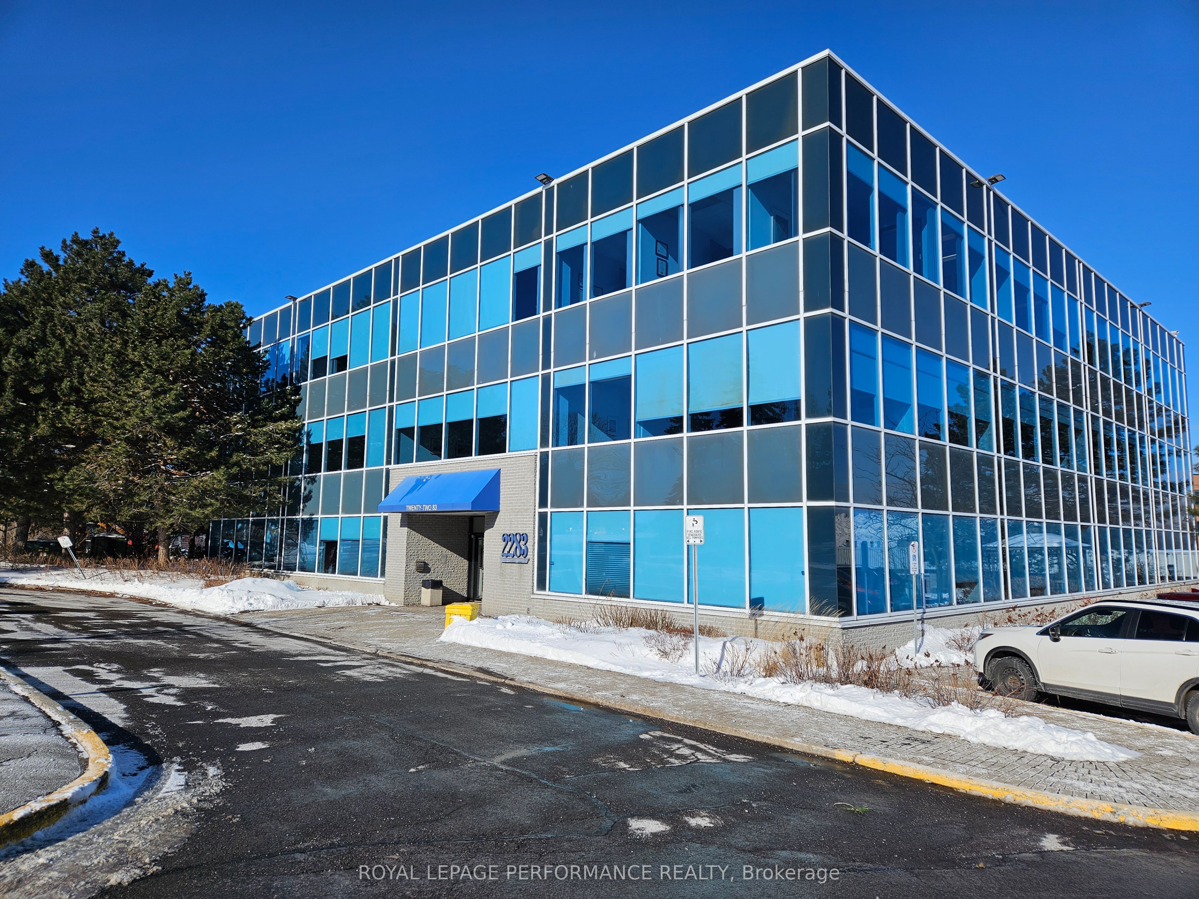 2283 St-laurent Blvd Property Photo 13
