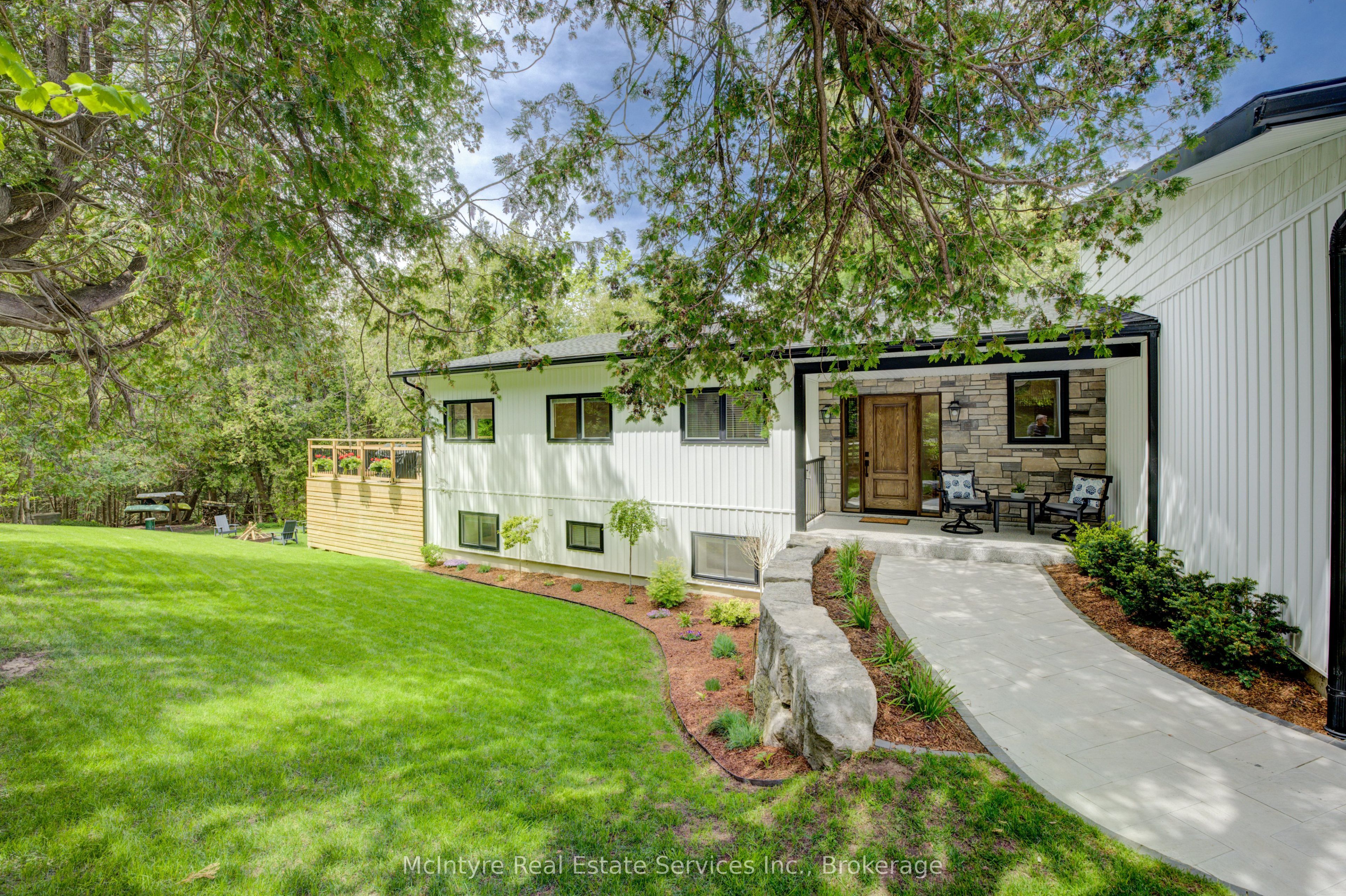 1071 Rivers Edge Dr