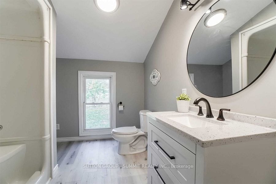 142 Waterloo Street Property Photo 11