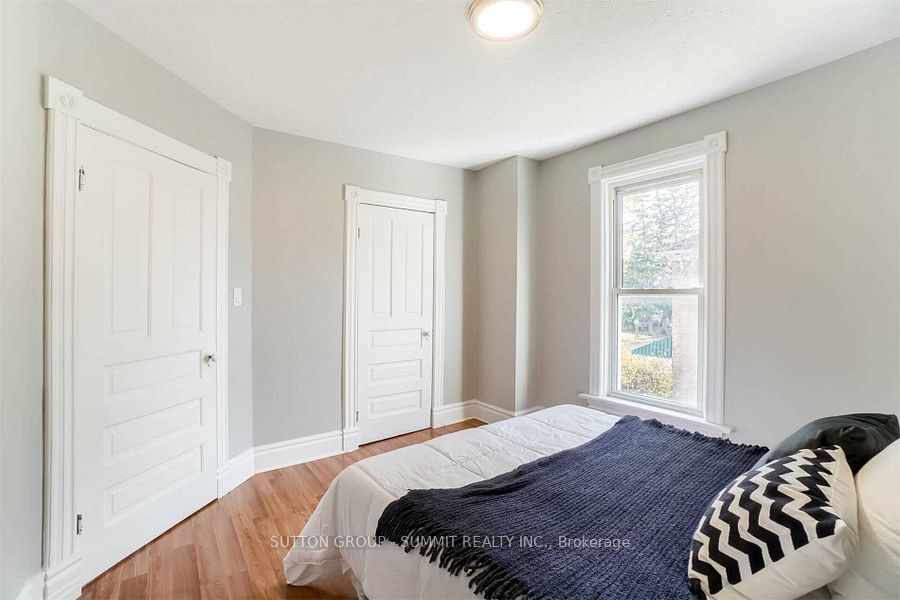 142 Waterloo Street Property Photo 14