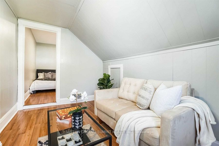 142 Waterloo Street Property Photo 16