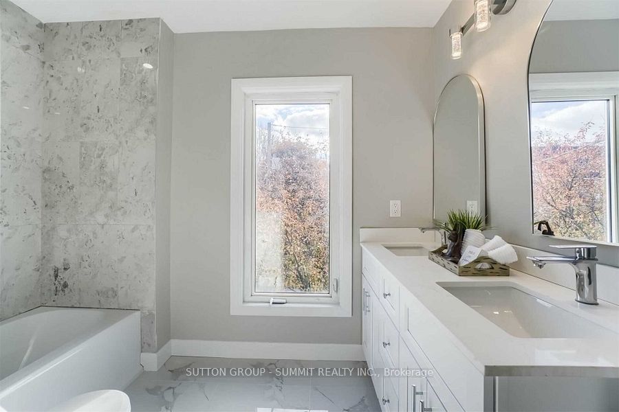 142 Waterloo Street Property Photo 18