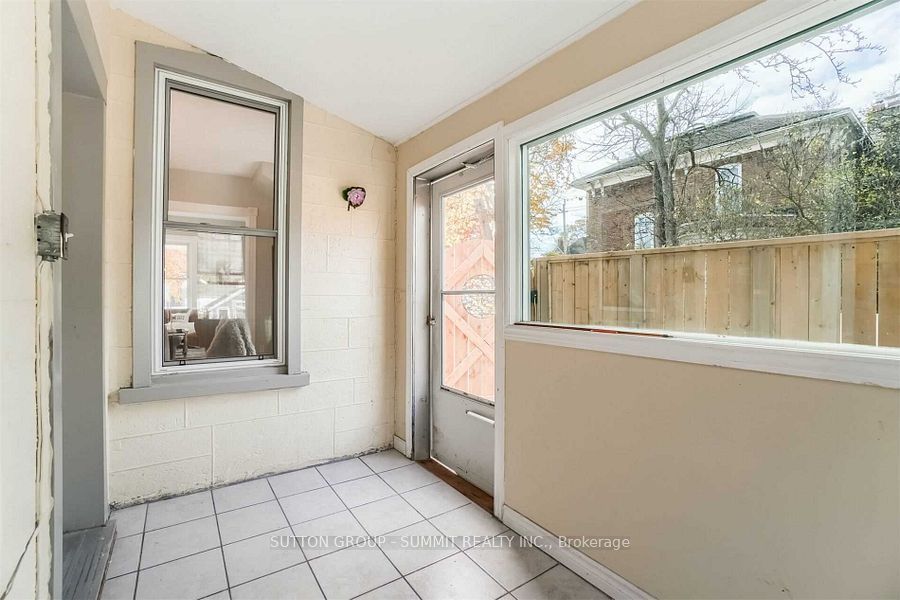 142 Waterloo Street Property Photo 20