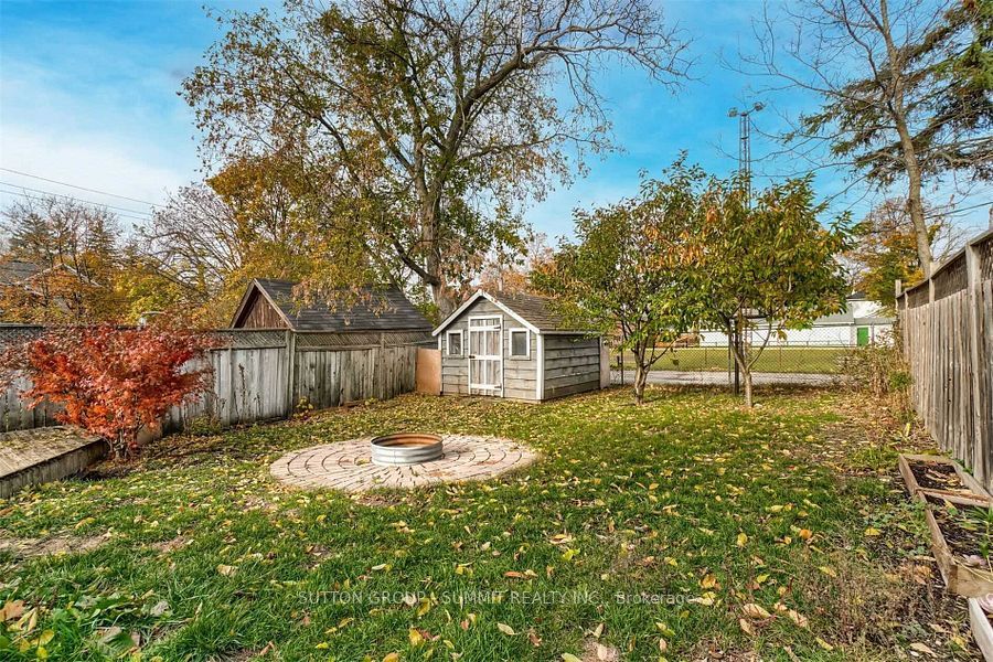 142 Waterloo Street Property Photo 21