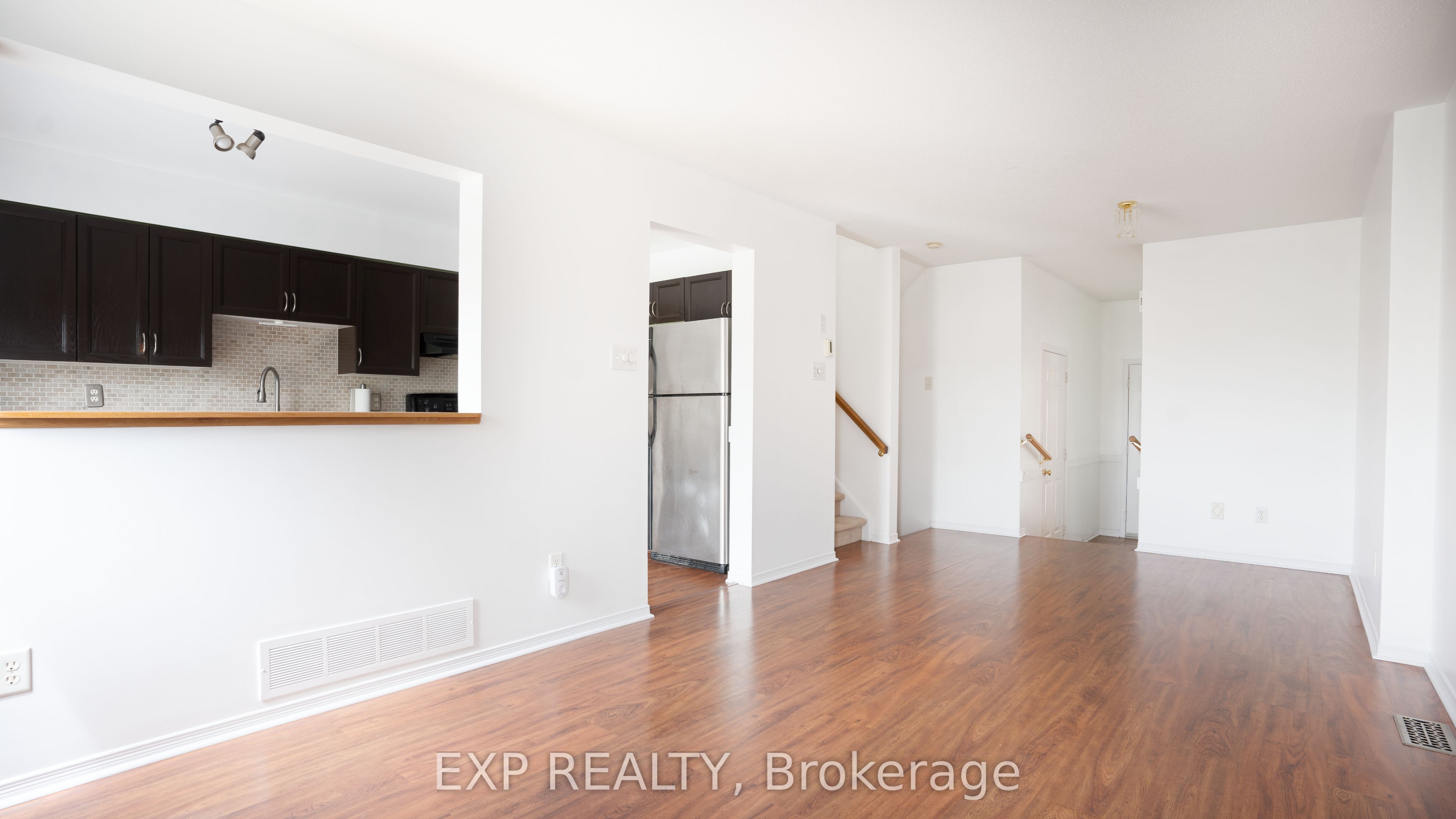 1640 Trenholm Lane Property Photo 10