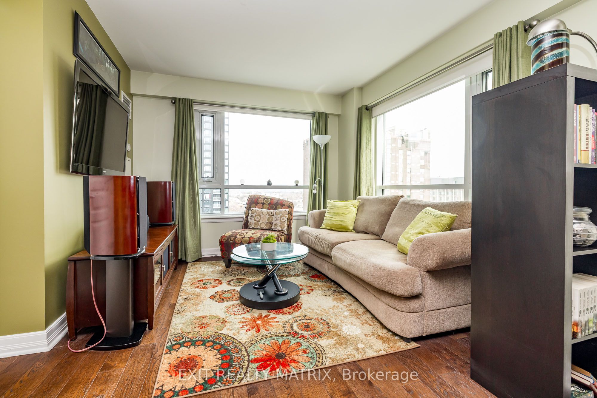 200 Besserer Street 1111 Property Photo 8