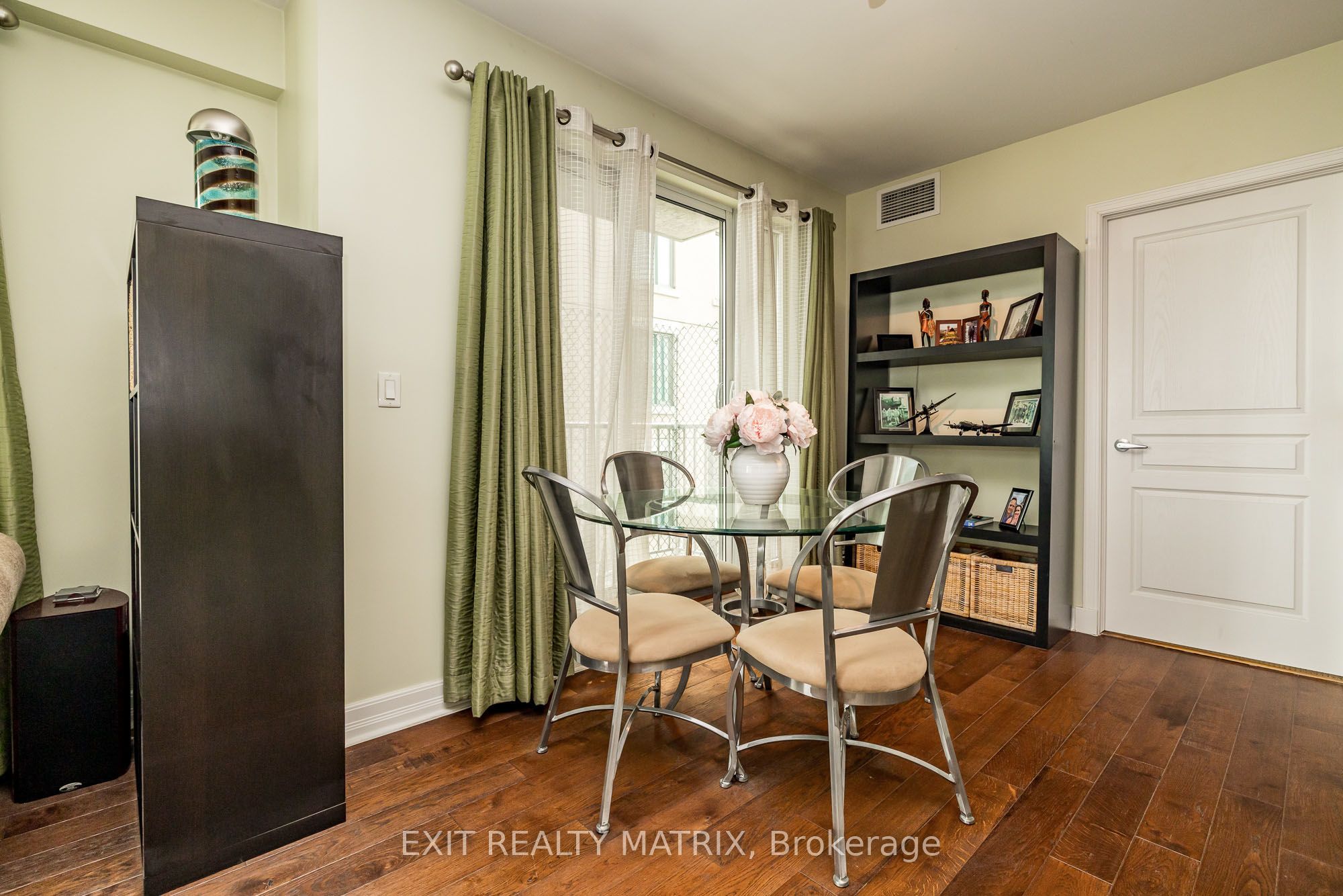 200 Besserer Street 1111 Property Photo 12