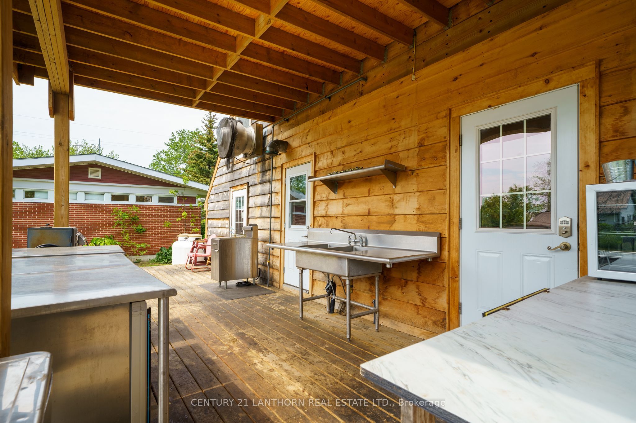 3047 County Rd 10 Property Photo 5