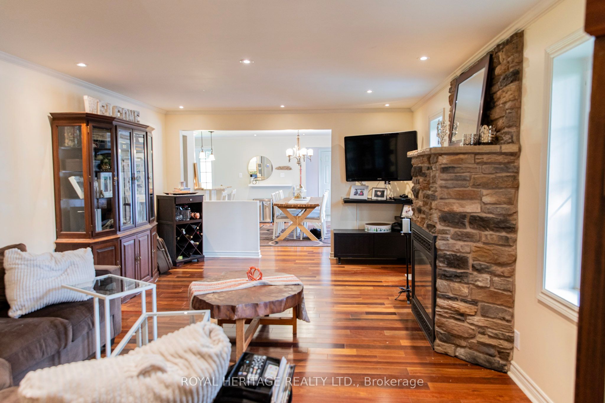 22 Robert Drive Property Photo 10
