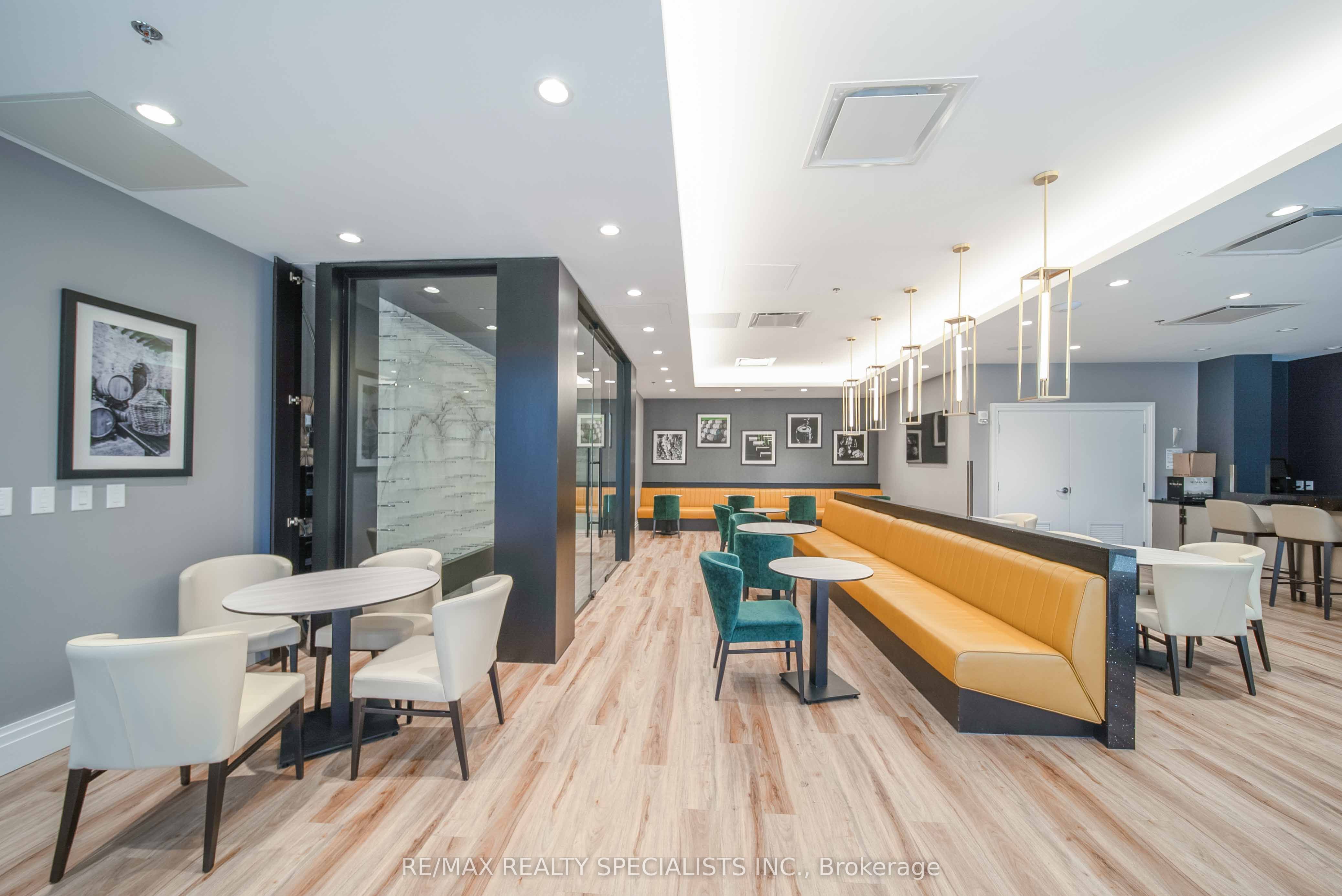 #restaurant - 5698 Main Street Property Photo 13