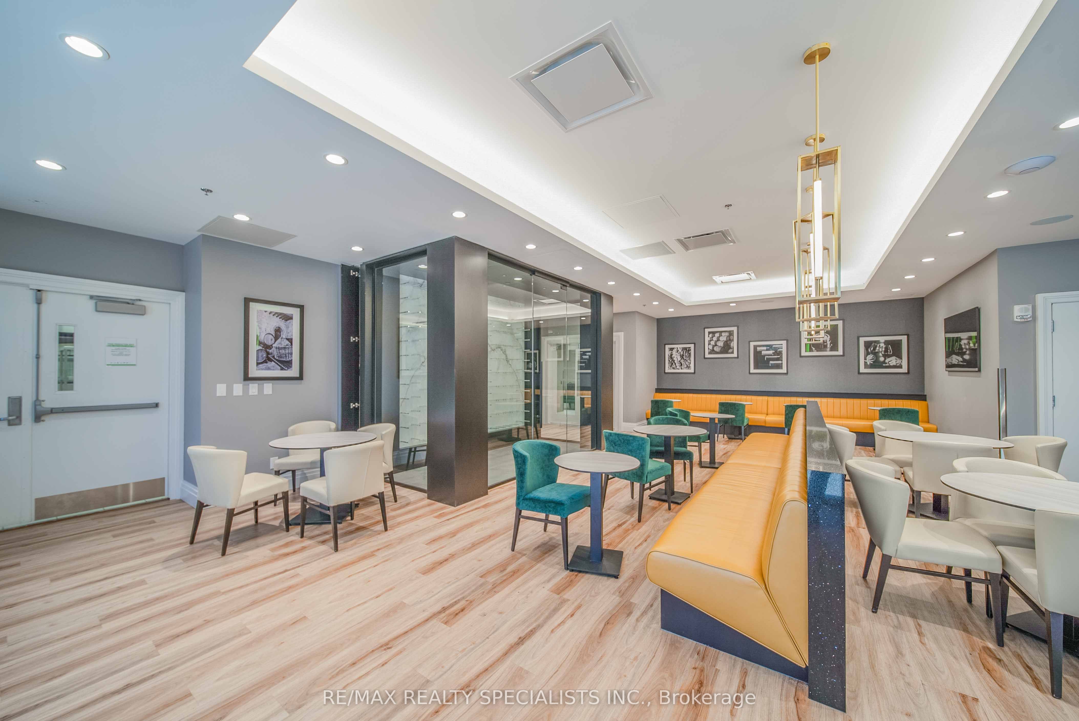 #restaurant - 5698 Main Street Property Photo 14