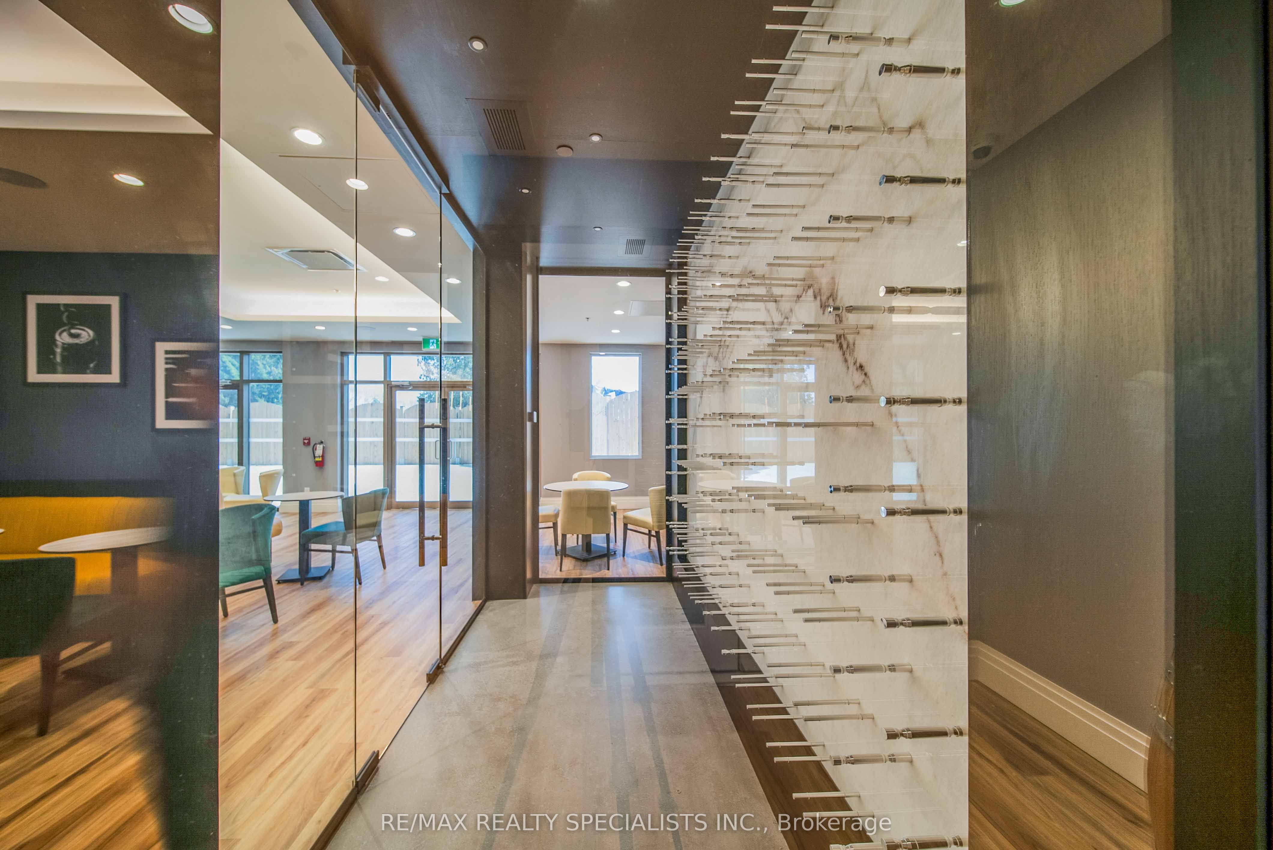 #restaurant - 5698 Main Street Property Photo 26