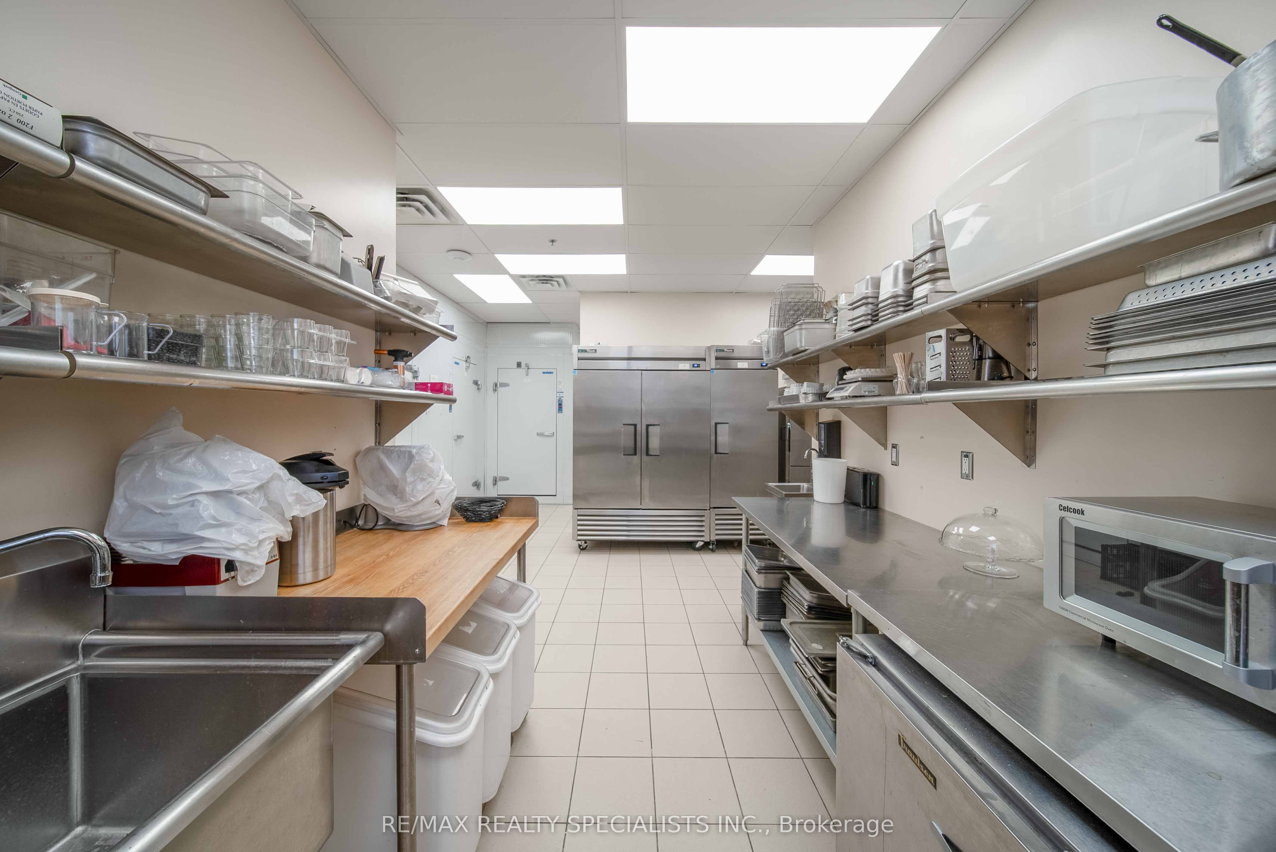 #restaurant - 5698 Main Street Property Photo 37