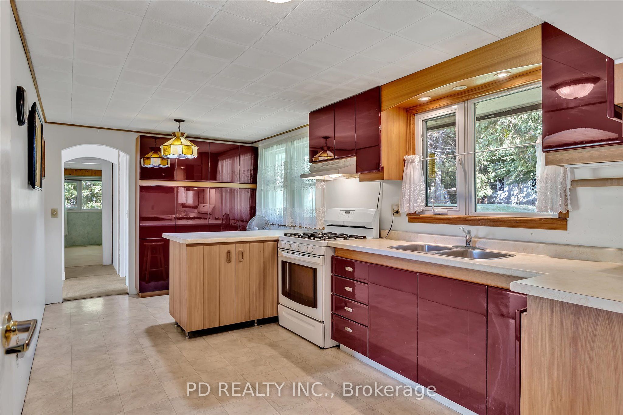 22 Evergreen Street Property Photo 9