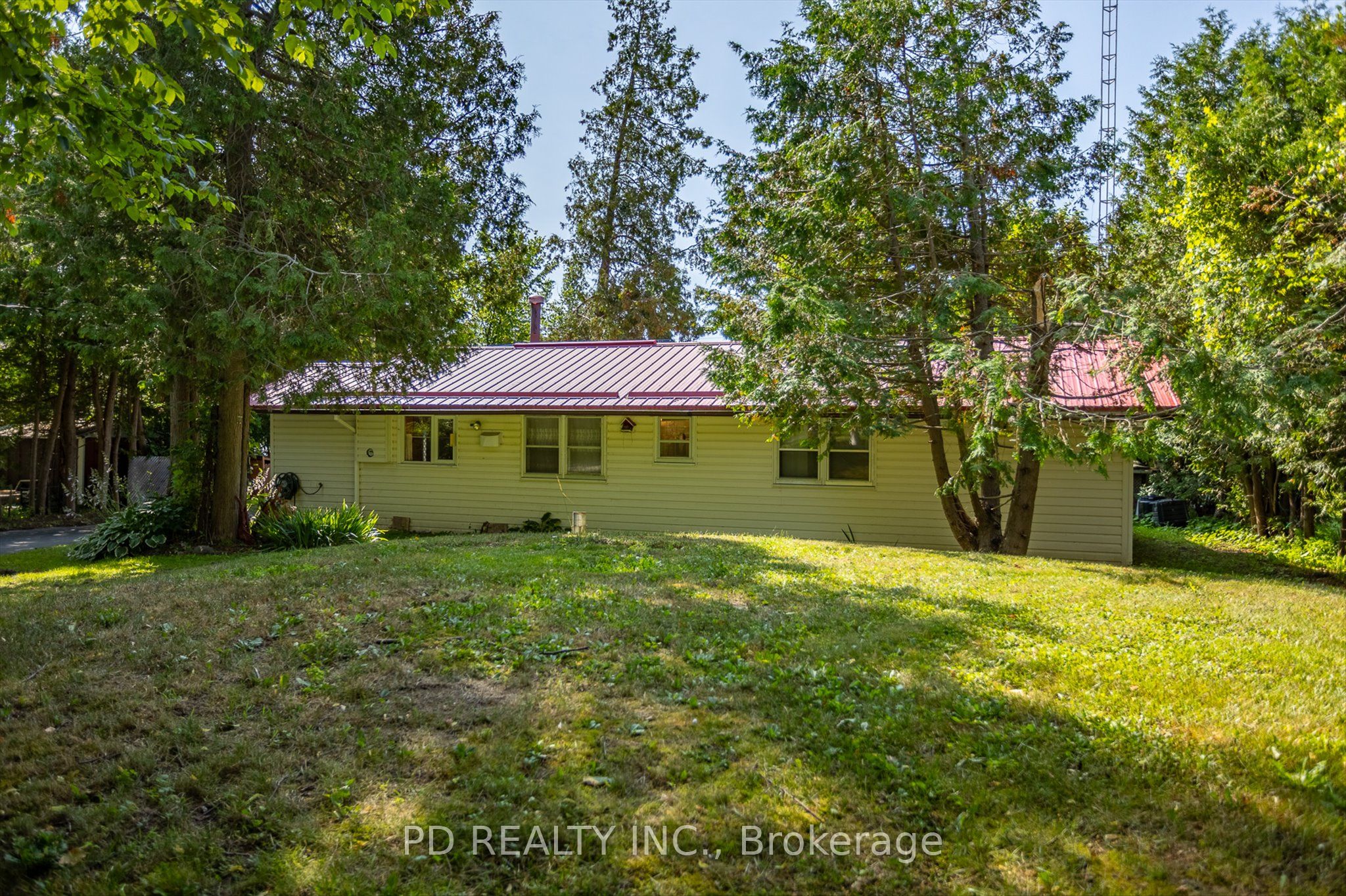 22 Evergreen Street Property Photo 31