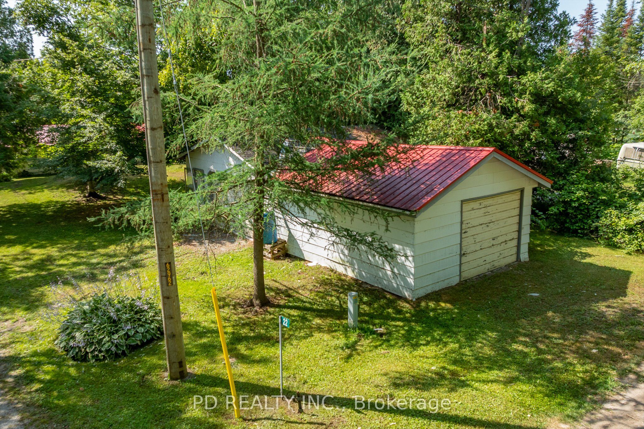 22 Evergreen Street Property Photo 37