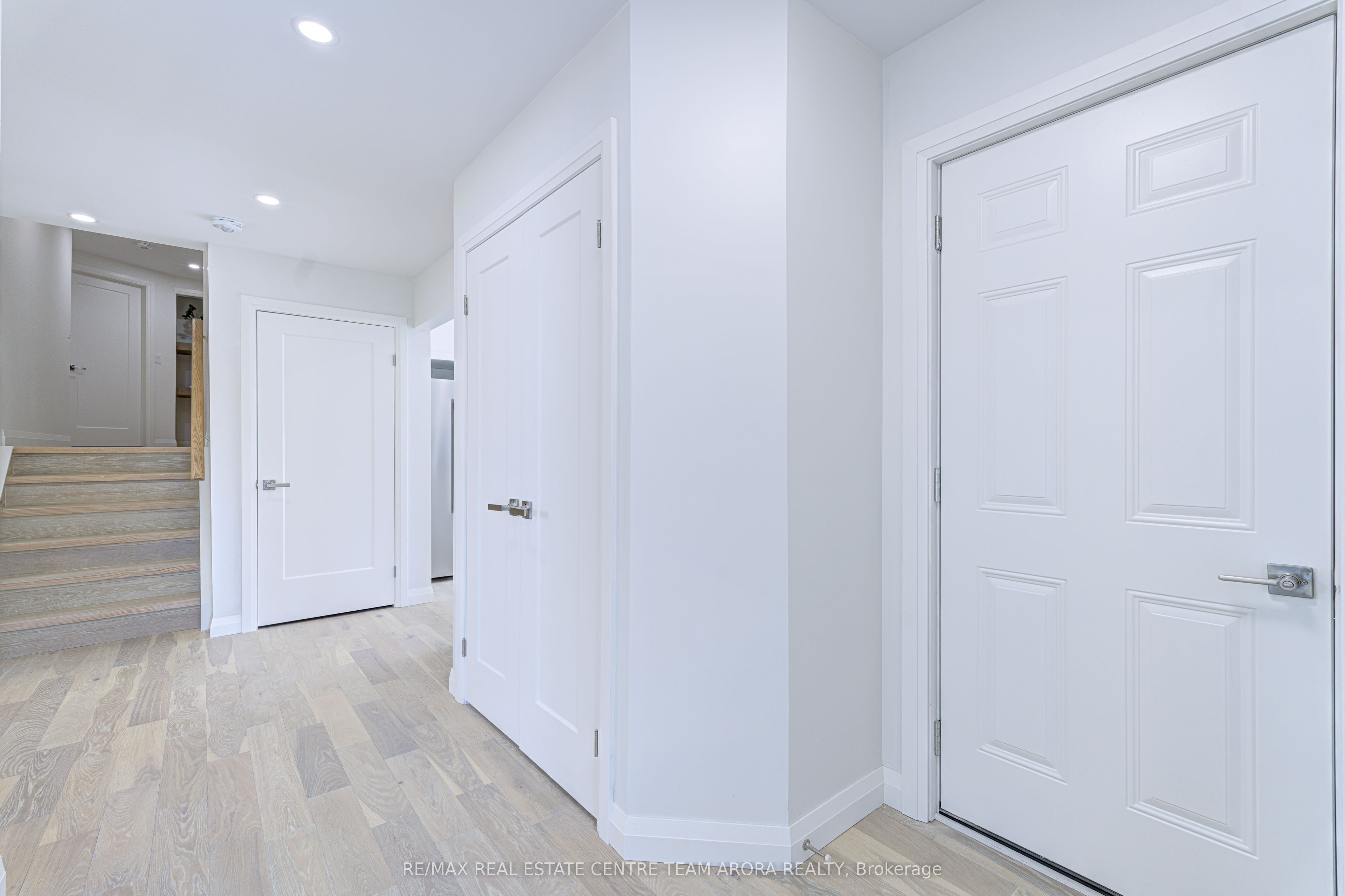 230 Elmira Road Property Photo 17
