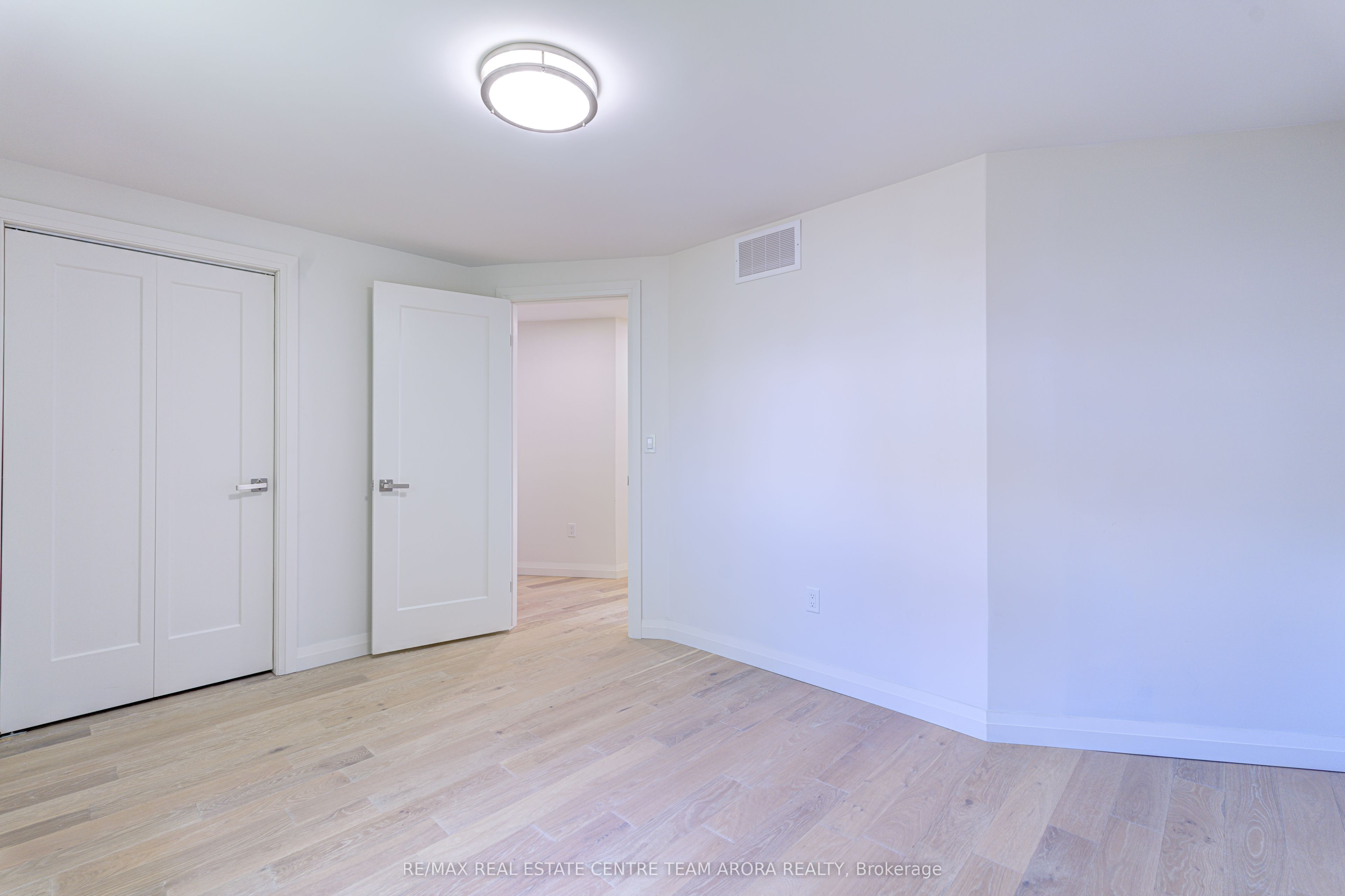 230 Elmira Road Property Photo 27