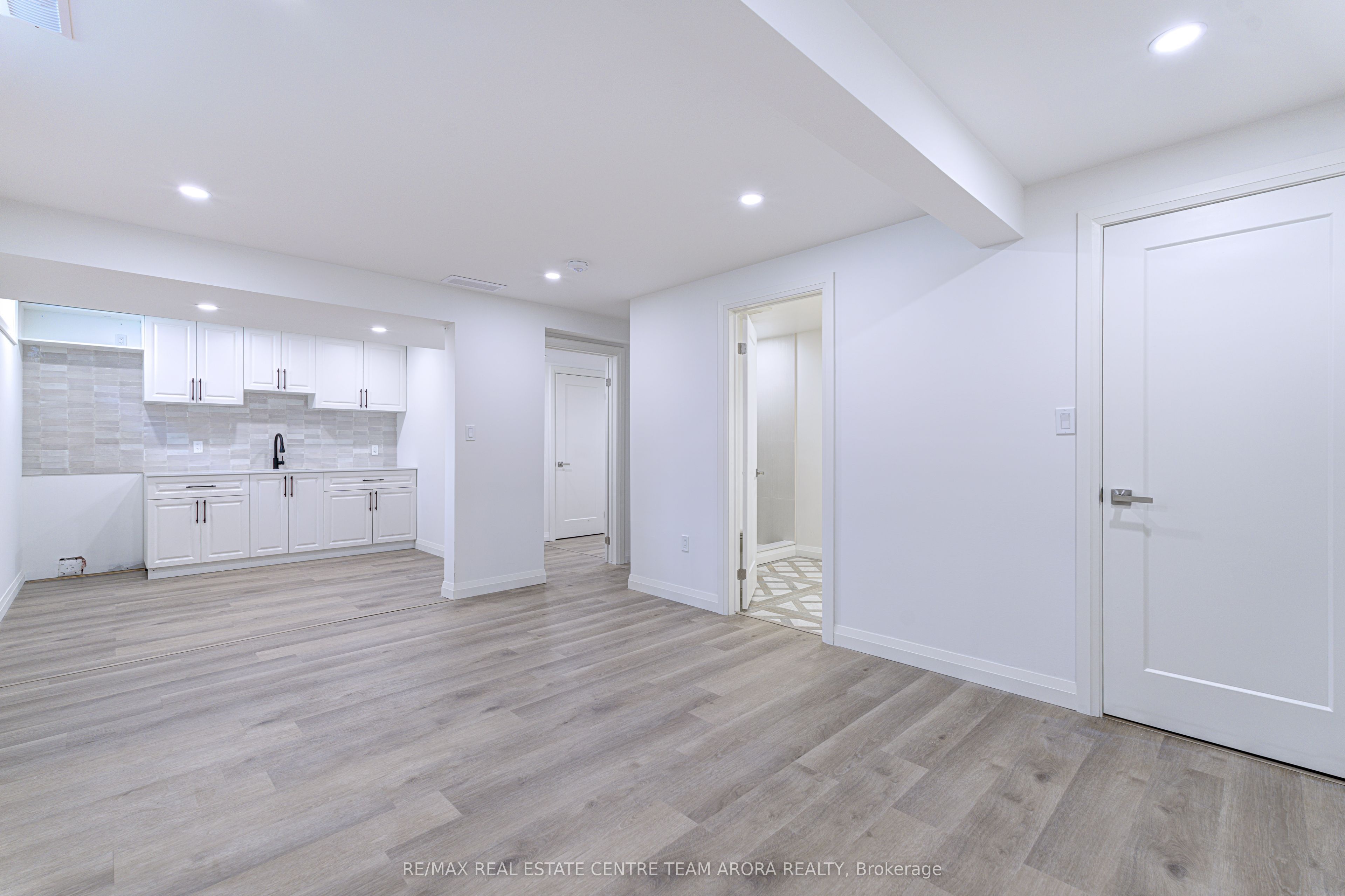 230 Elmira Road Property Photo 41
