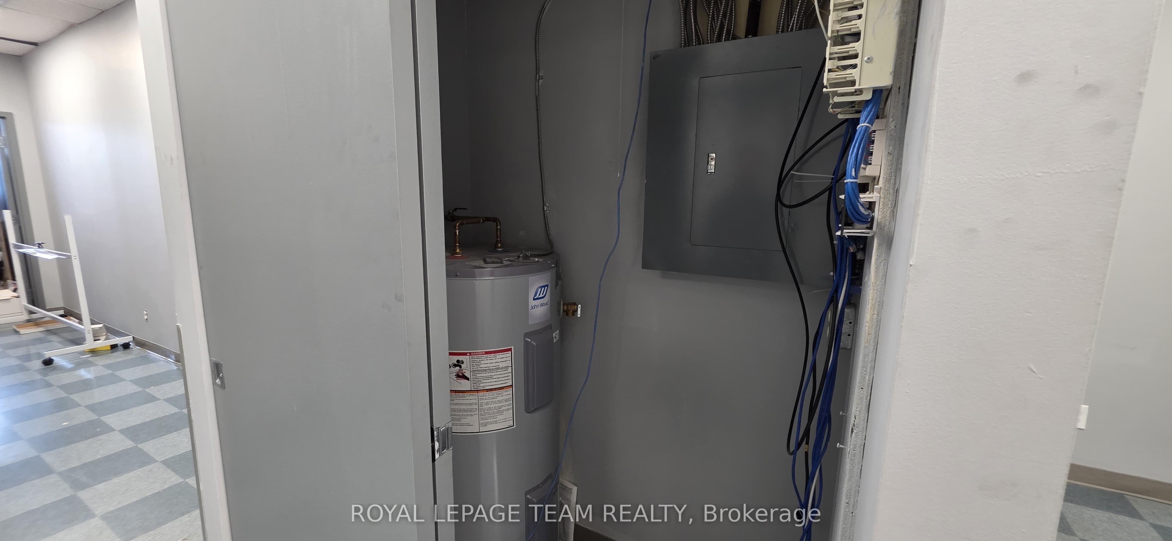 1800 Bank Street 205 Property Photo 16