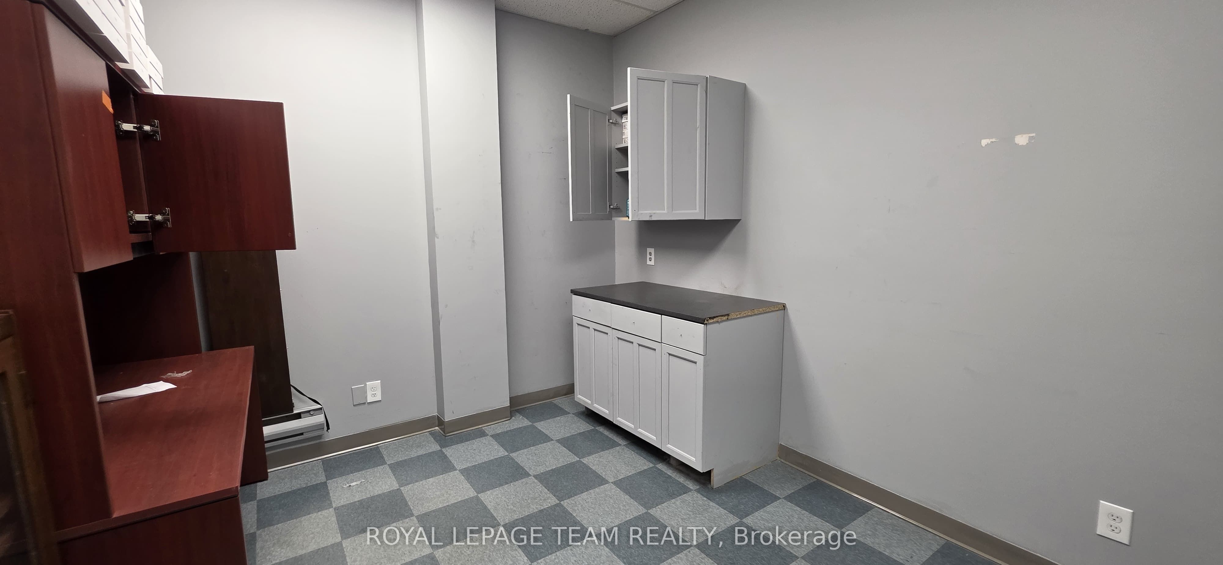 1800 Bank Street 205 Property Photo 18