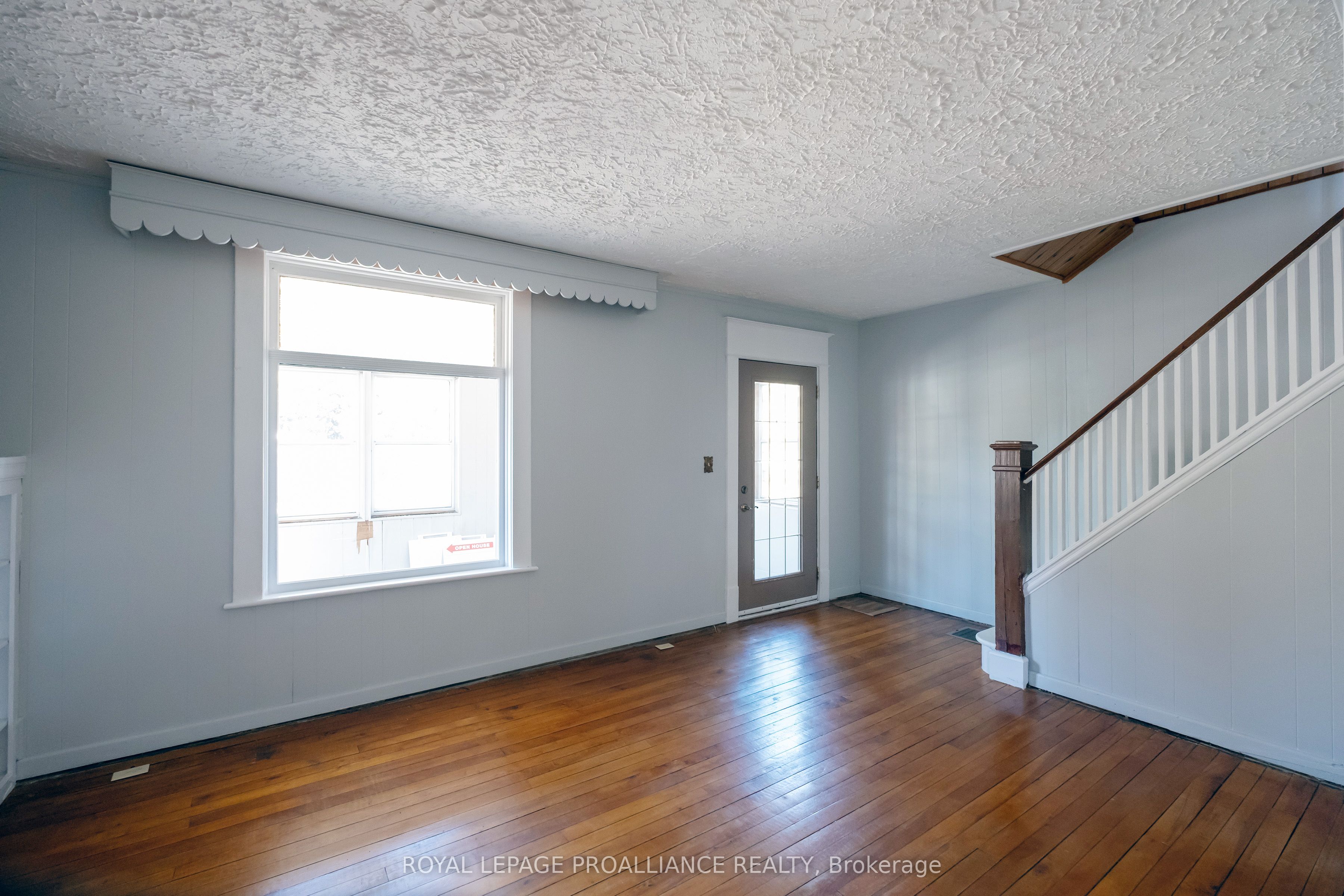 5 Albion Street Property Photo 6