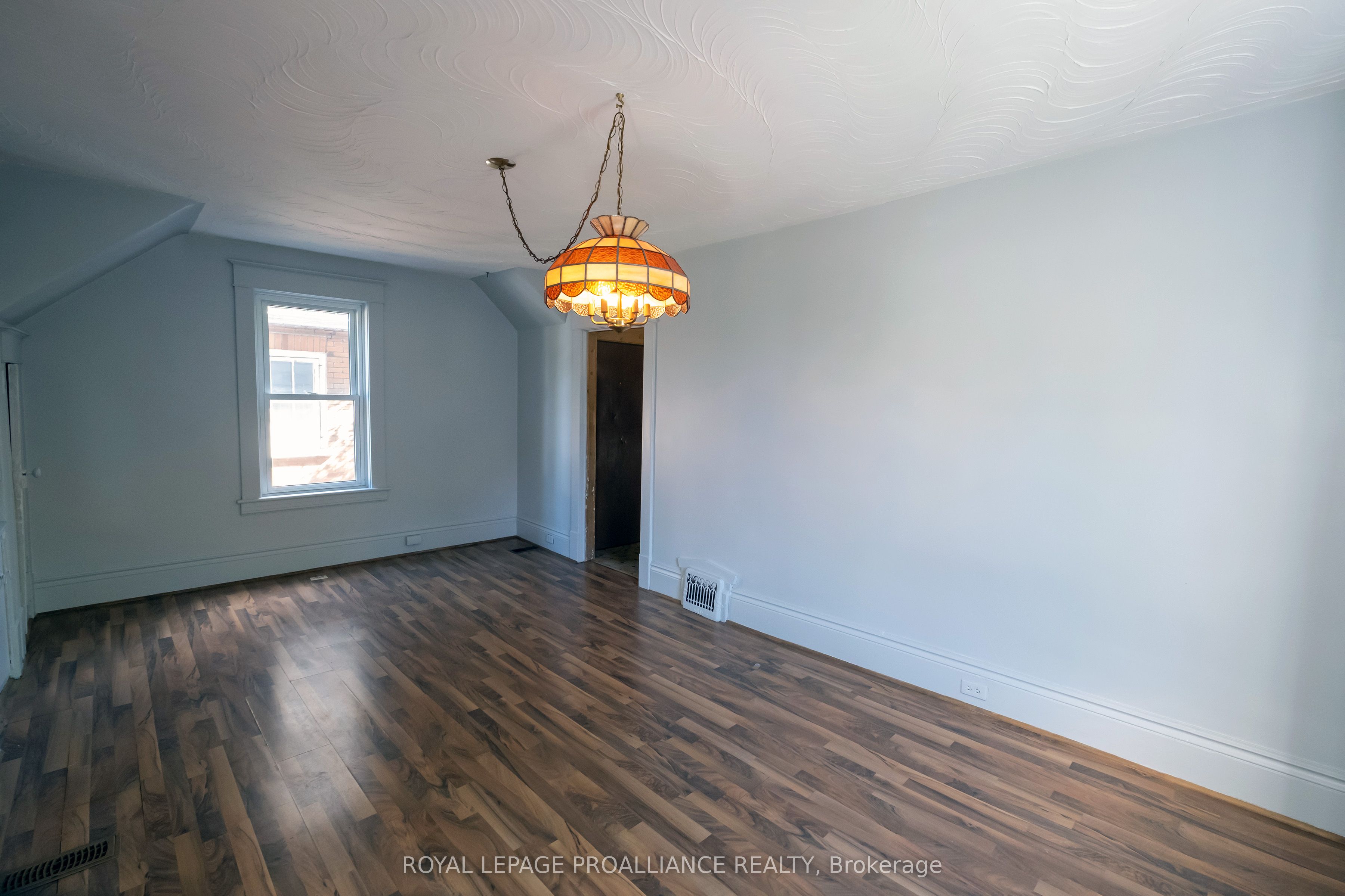 5 Albion Street Property Photo 9