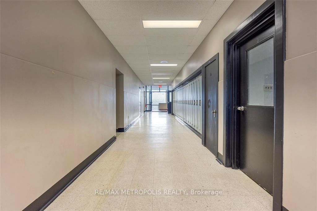 #b Upper - 109 Durand Street Property Photo 20