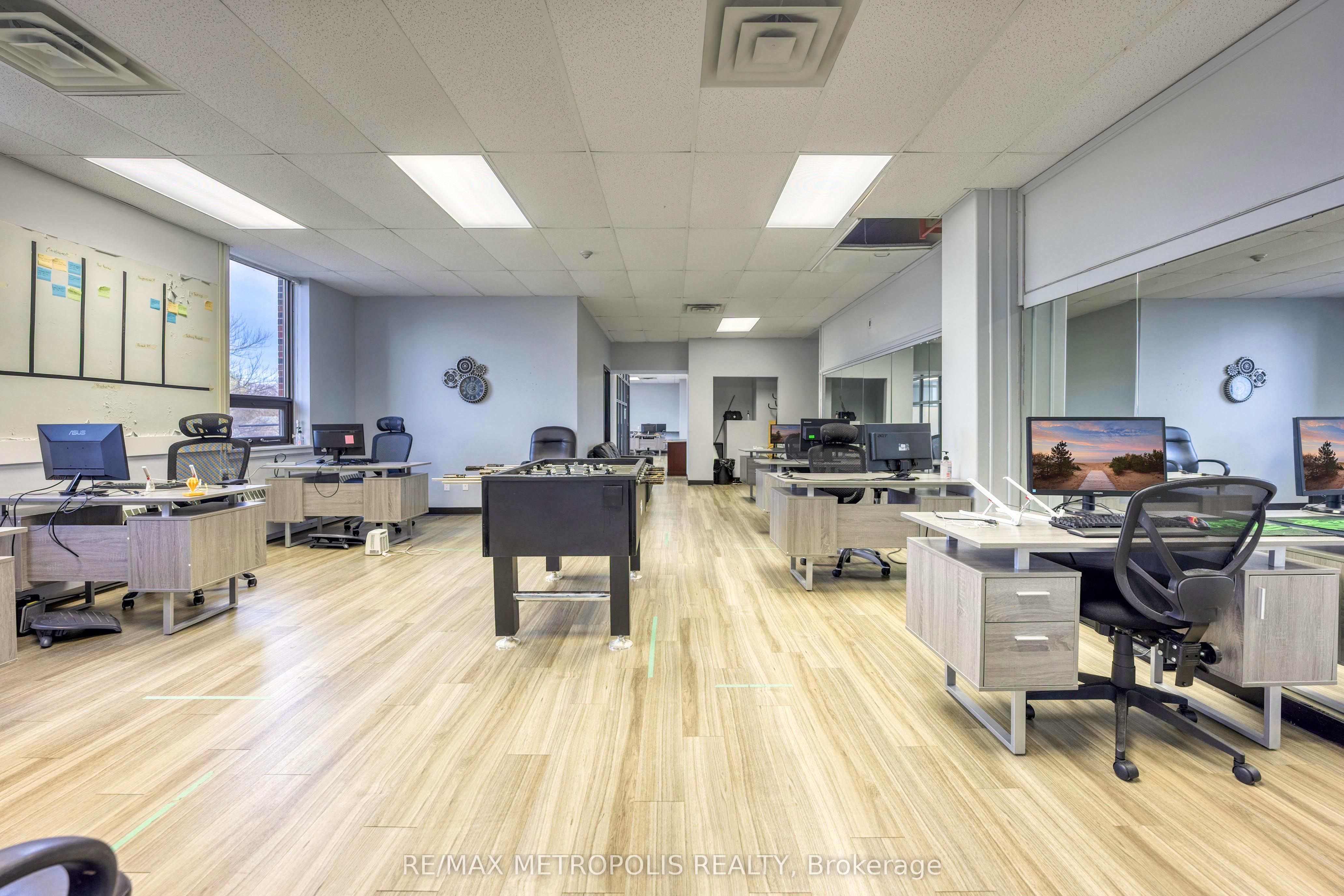 #b Upper - 109 Durand Street Property Photo 23