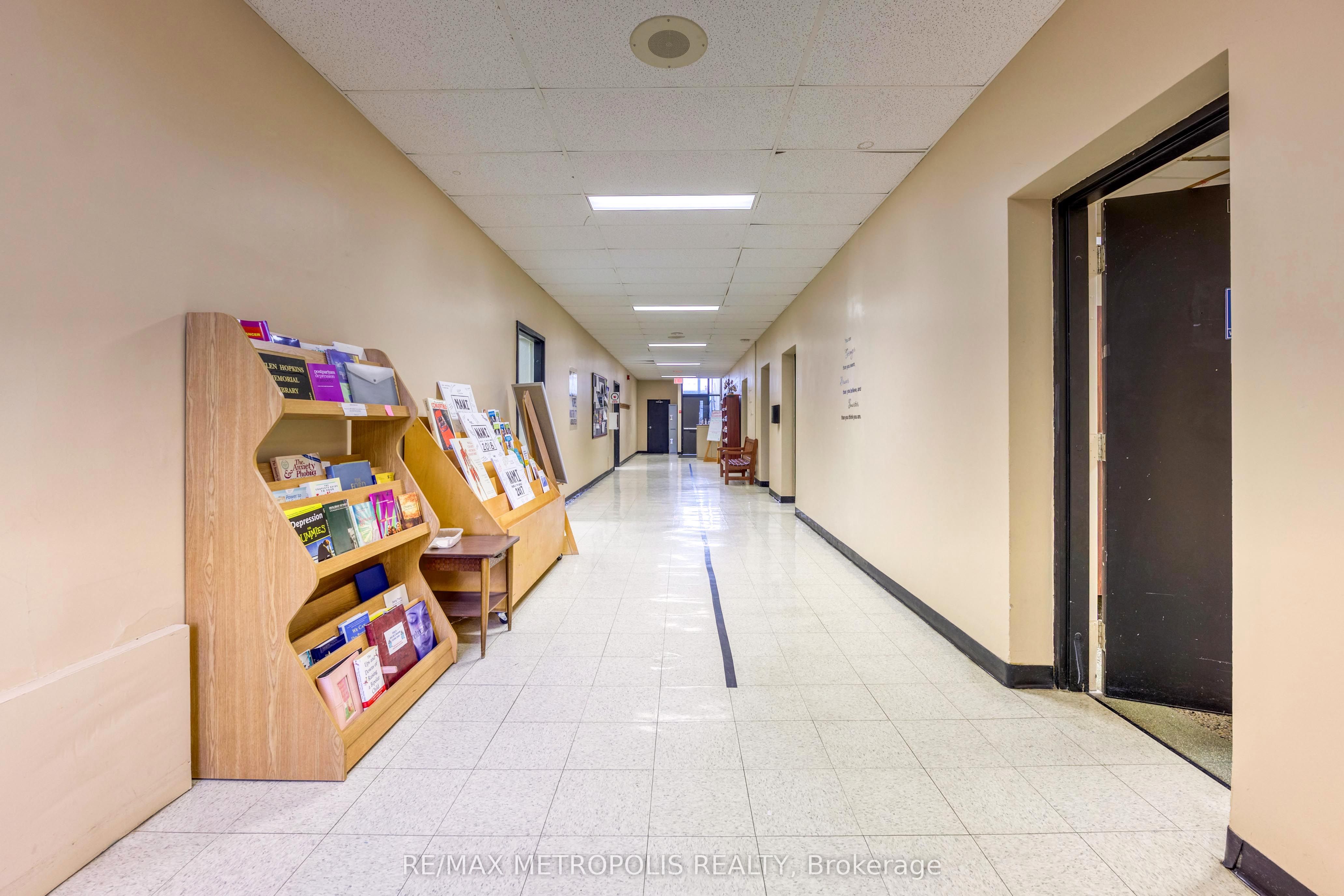 #b Upper - 109 Durand Street Property Photo 28
