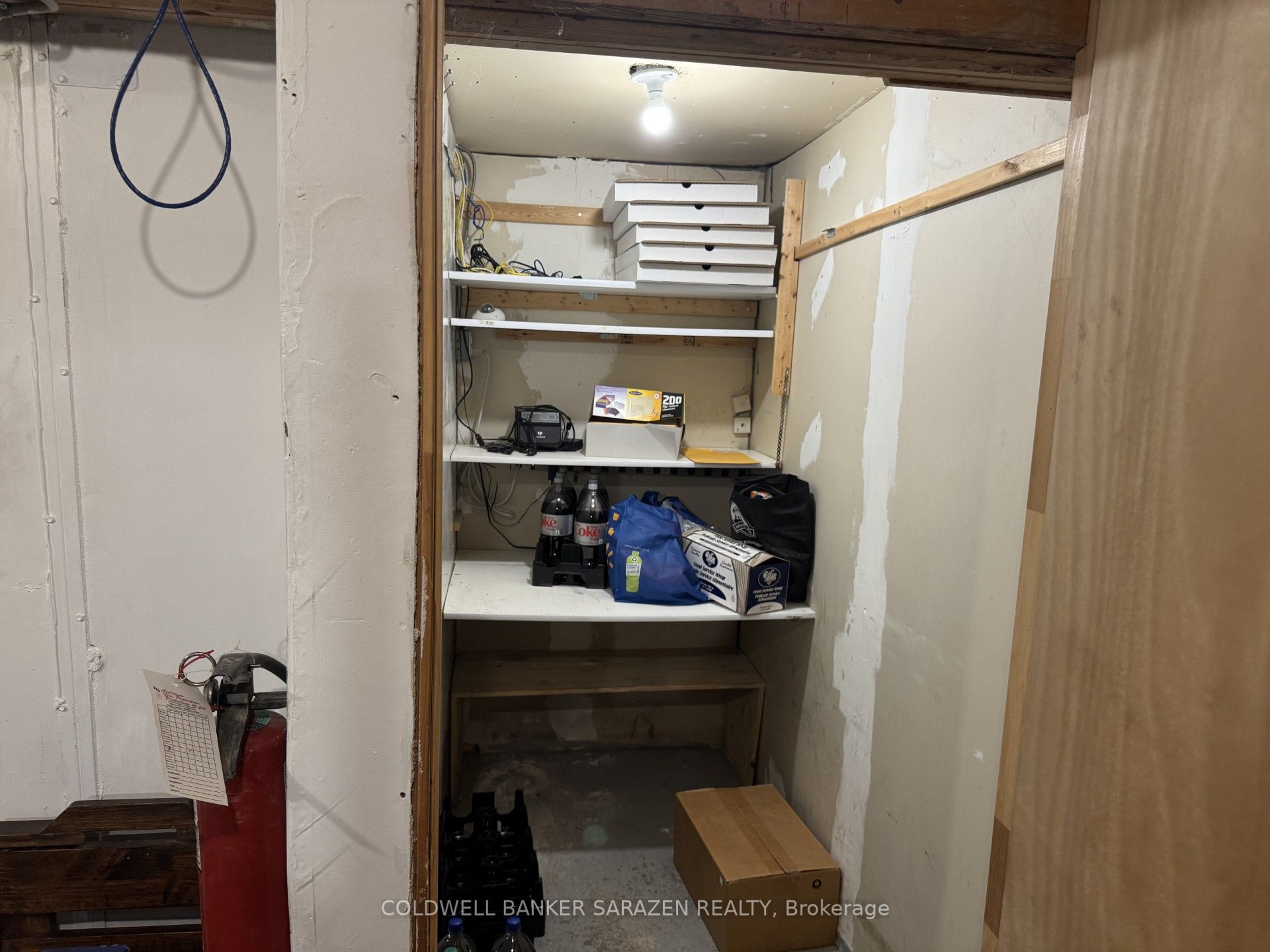 1105 Cobden Road Property Photo 11
