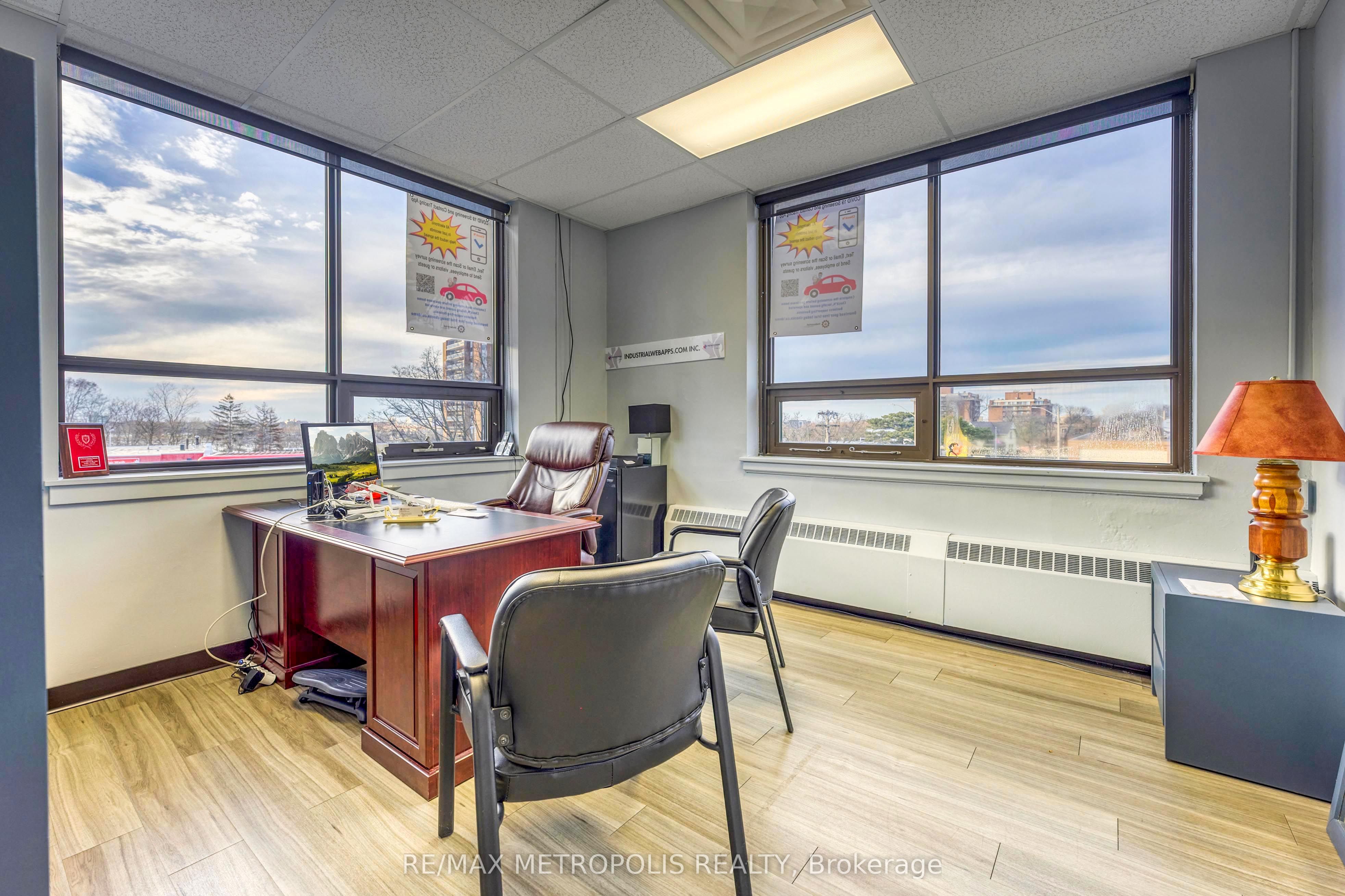 #a Upper - 109 Durand Street Property Photo 15