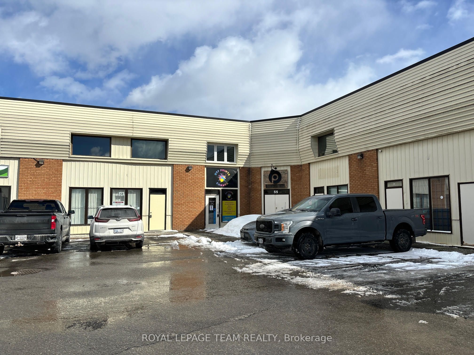 5450 Canotek Rd Property Photo 1