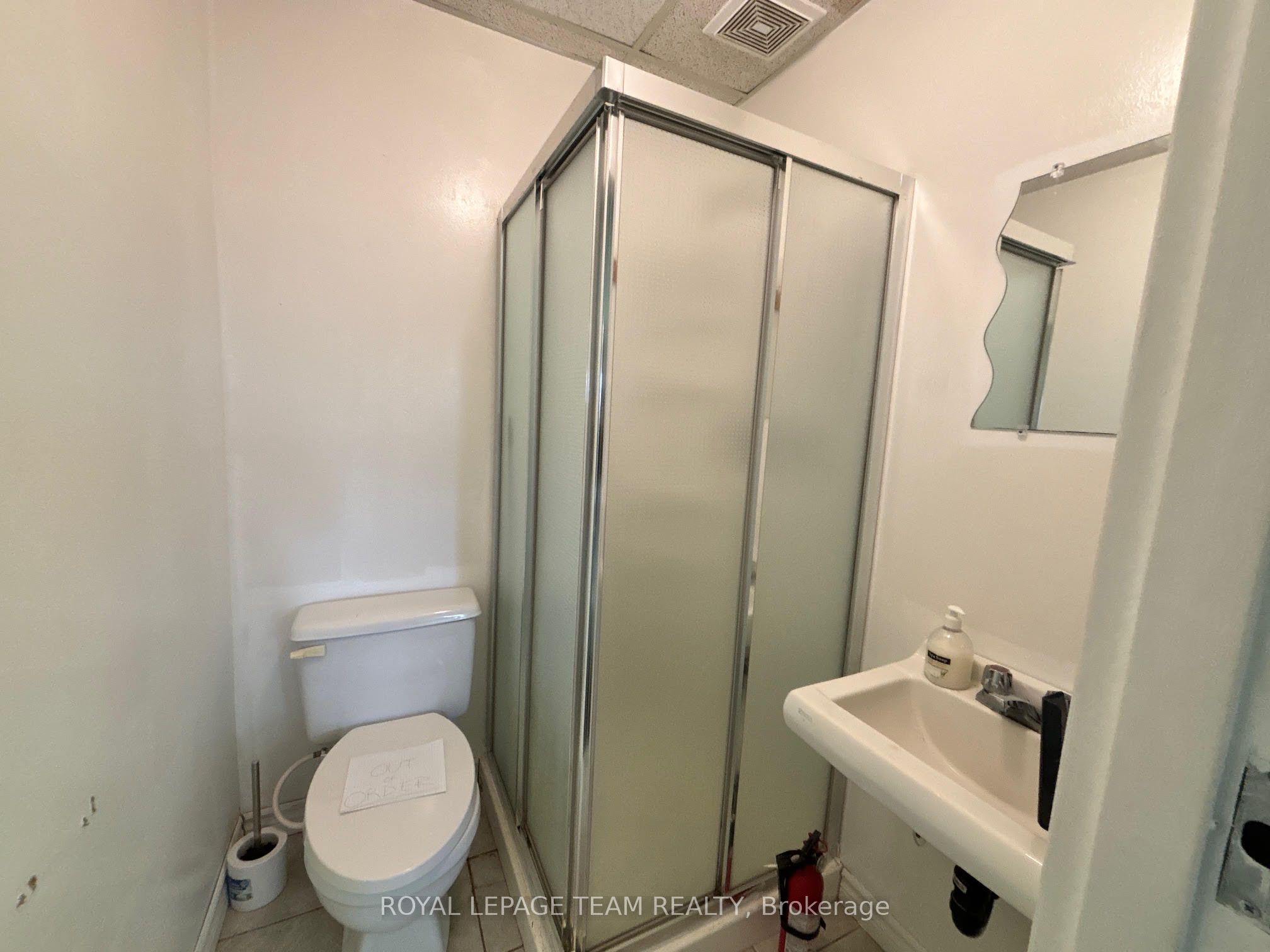 5450 Canotek Rd Property Photo 10