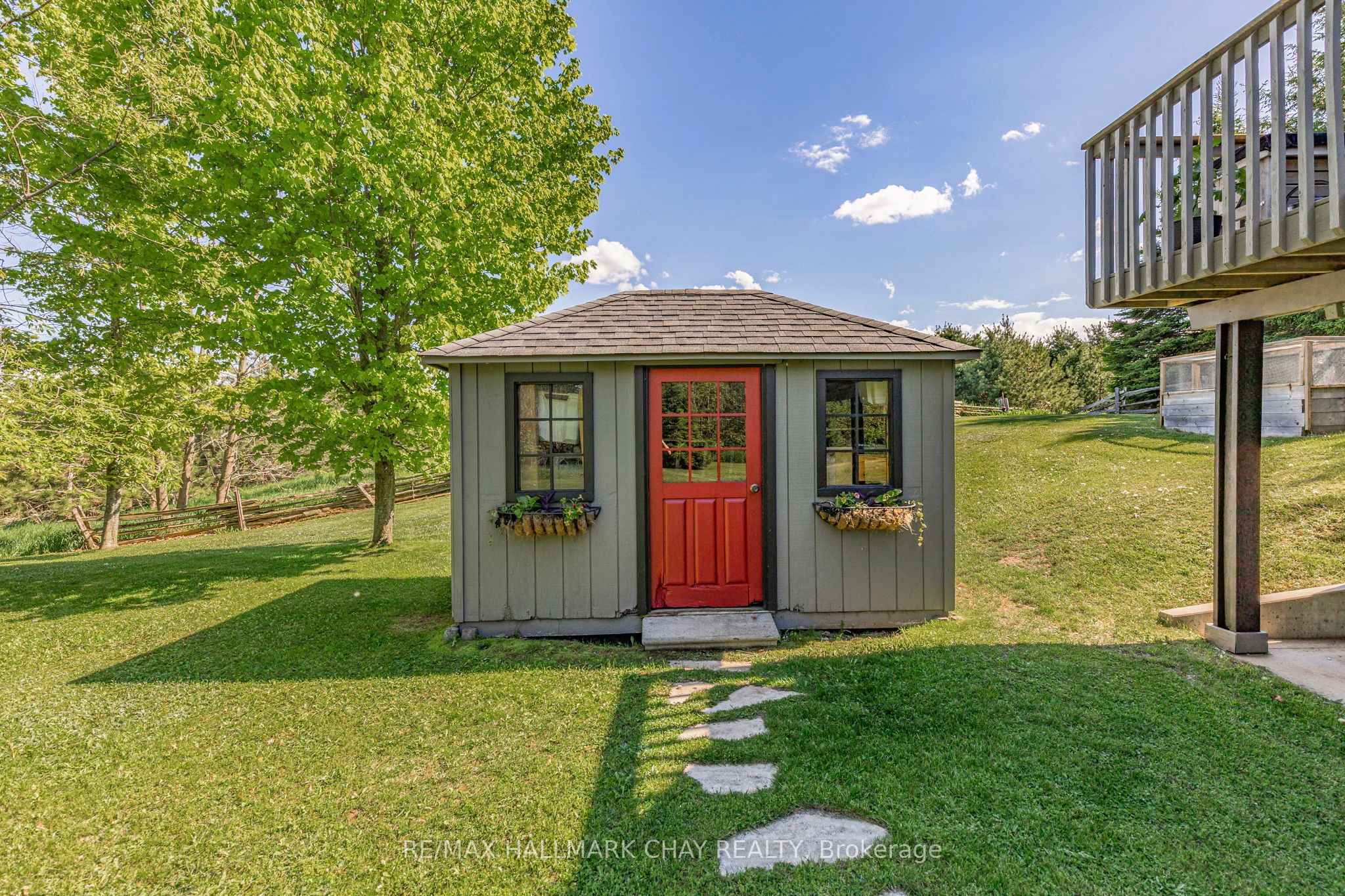 795167 Third Line Ehs Line Property Photo 34