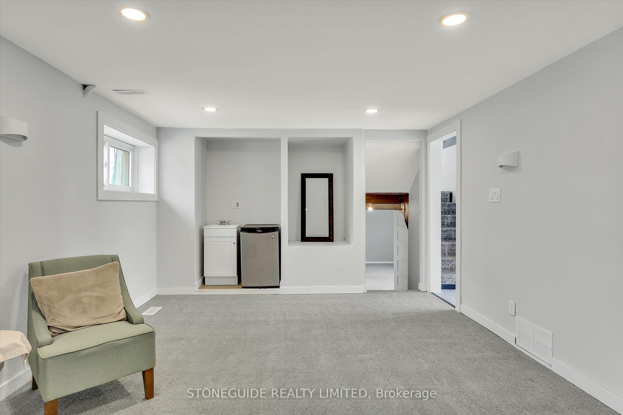 2515 Edgewood Park Property Photo 7