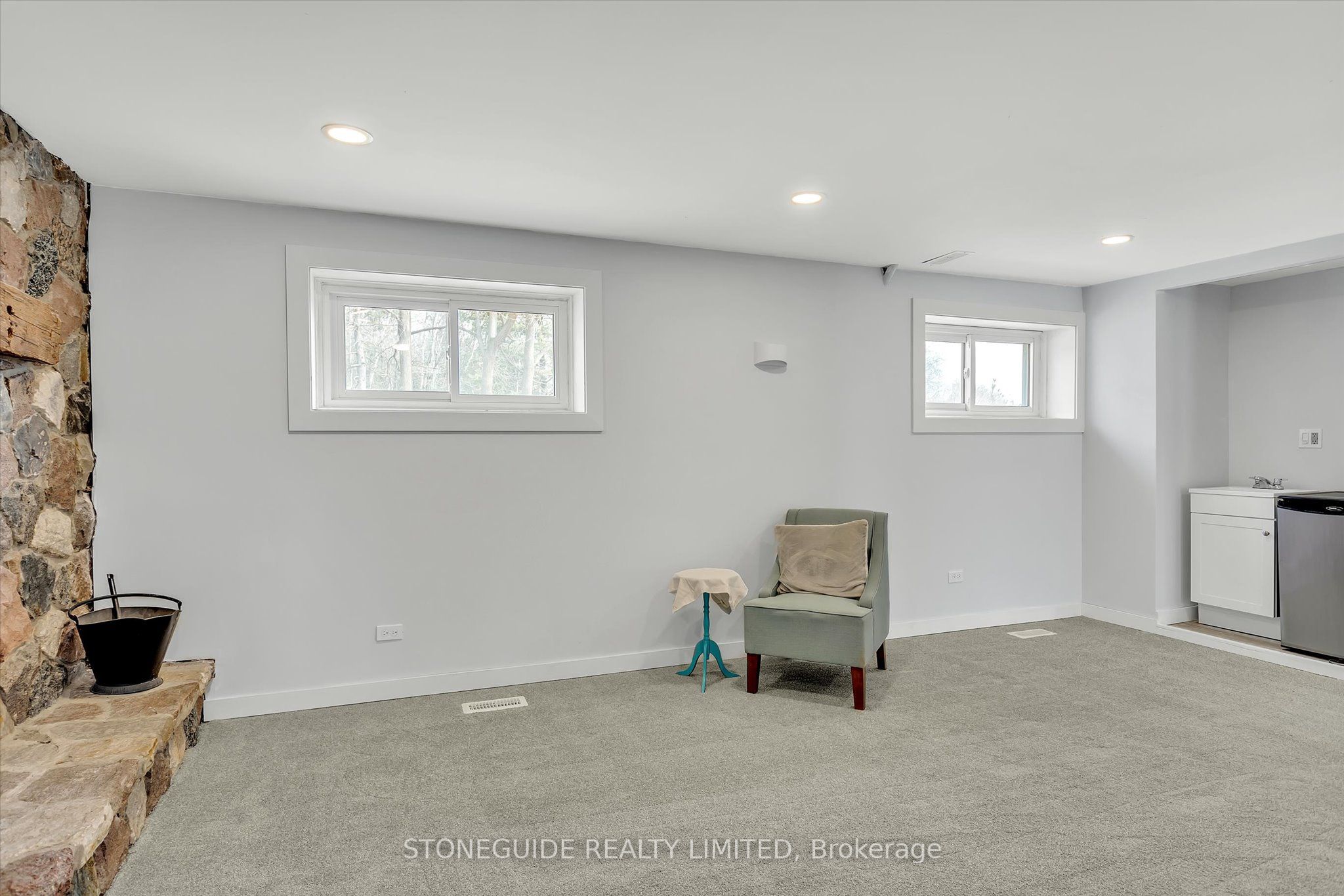2515 Edgewood Park Property Photo 8